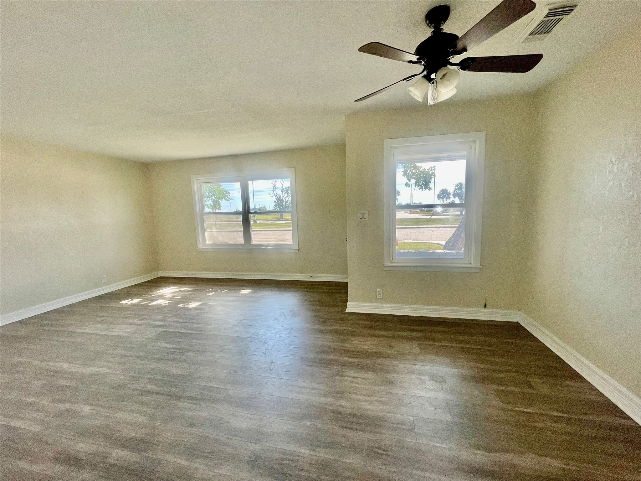 1206 W 11th Street, Freeport, TX 77541 1206 W 11th Street, Freeport, TX 77541
