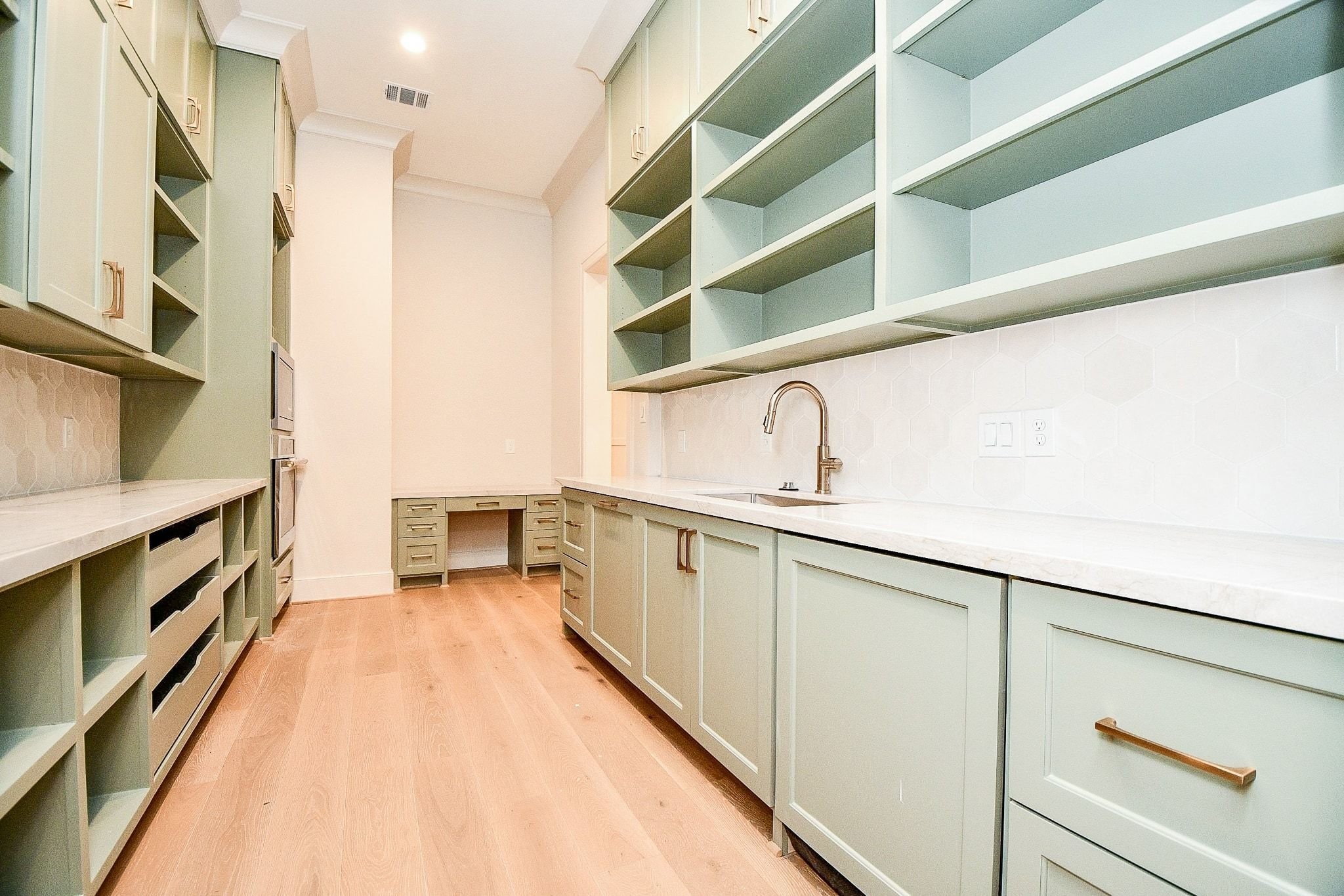 1237 Althea Drive, Houston, TX 77018