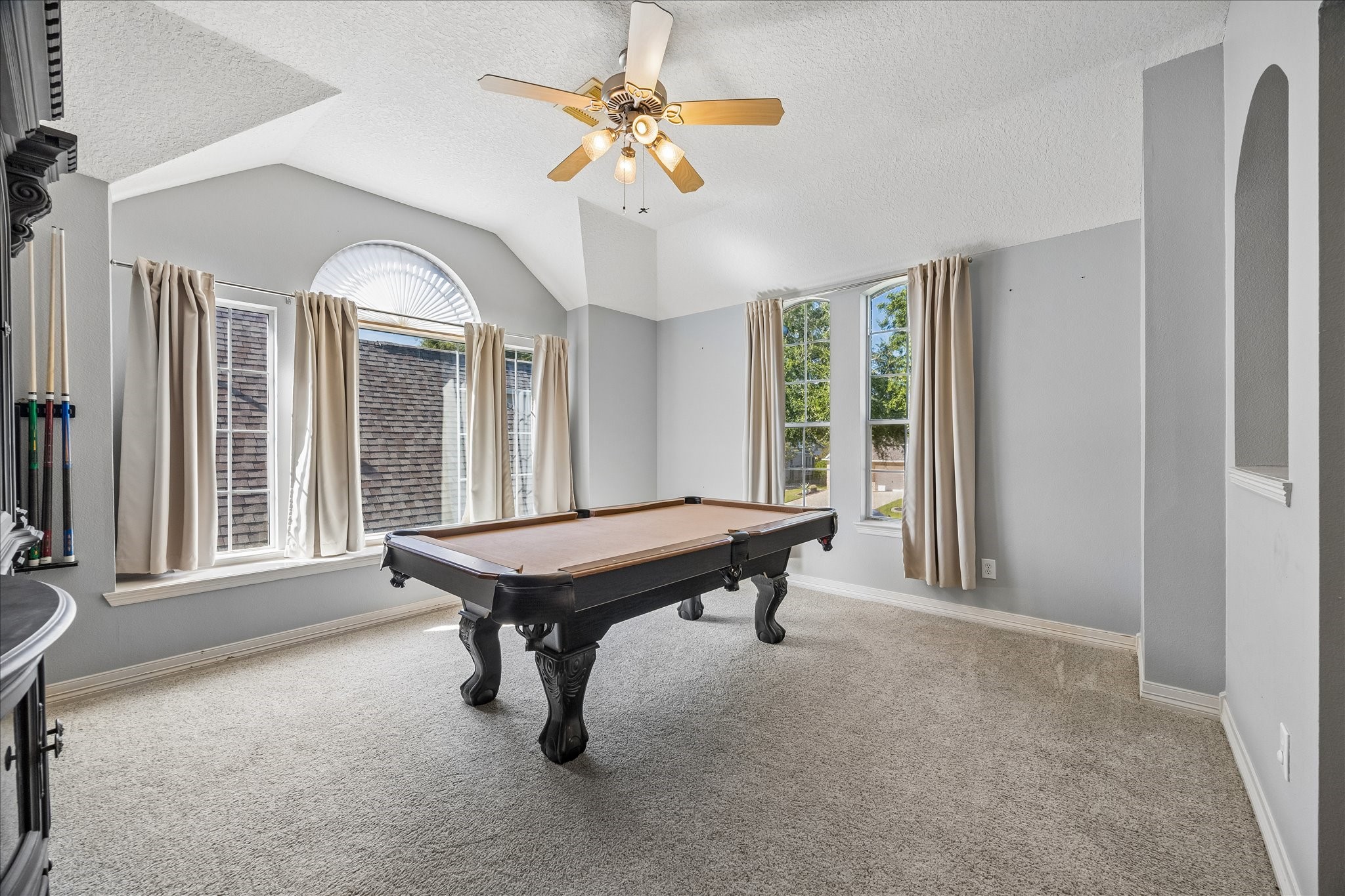 1403 Caine Hill Court, League City, TX 77573