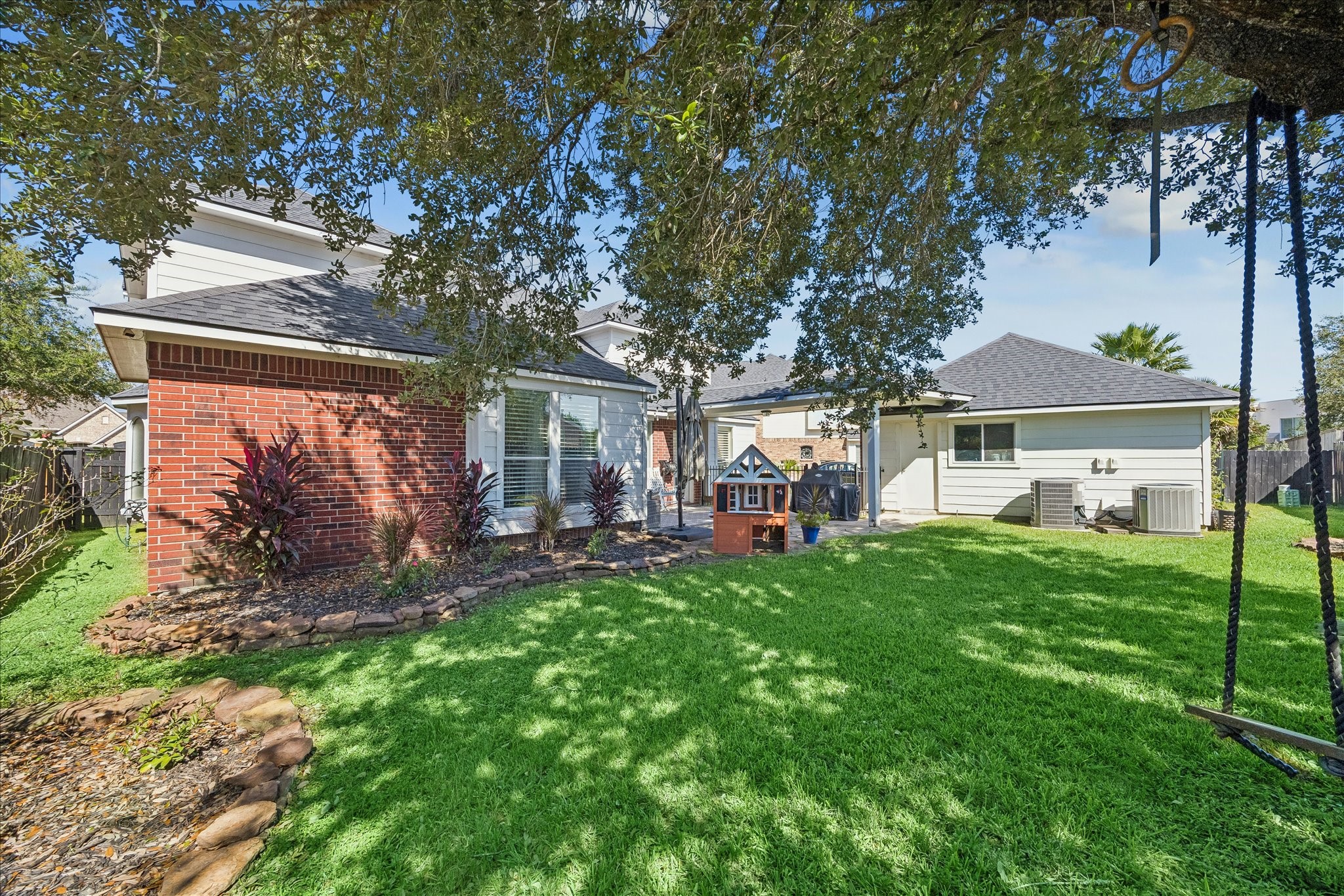 1403 Caine Hill Court, League City, TX 77573