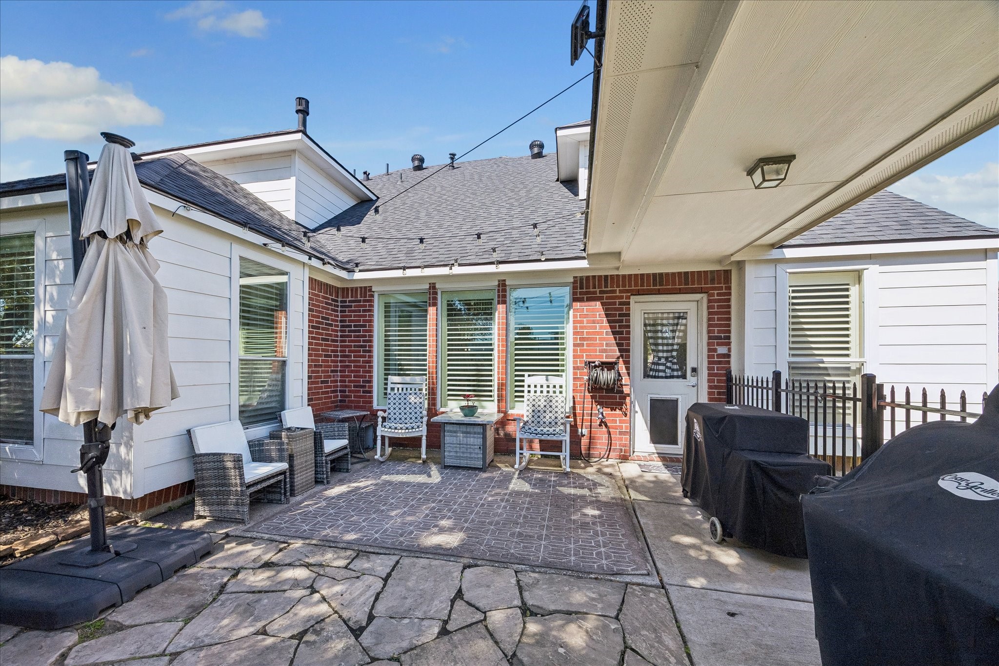 1403 Caine Hill Court, League City, TX 77573