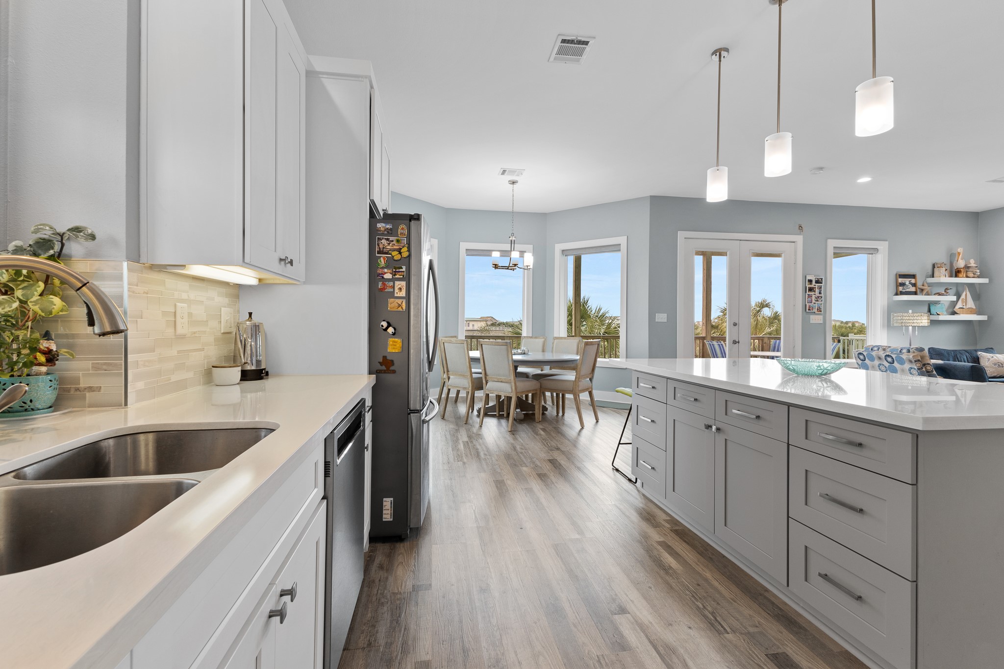 4111 Isla Del Sol, Galveston, TX 77554