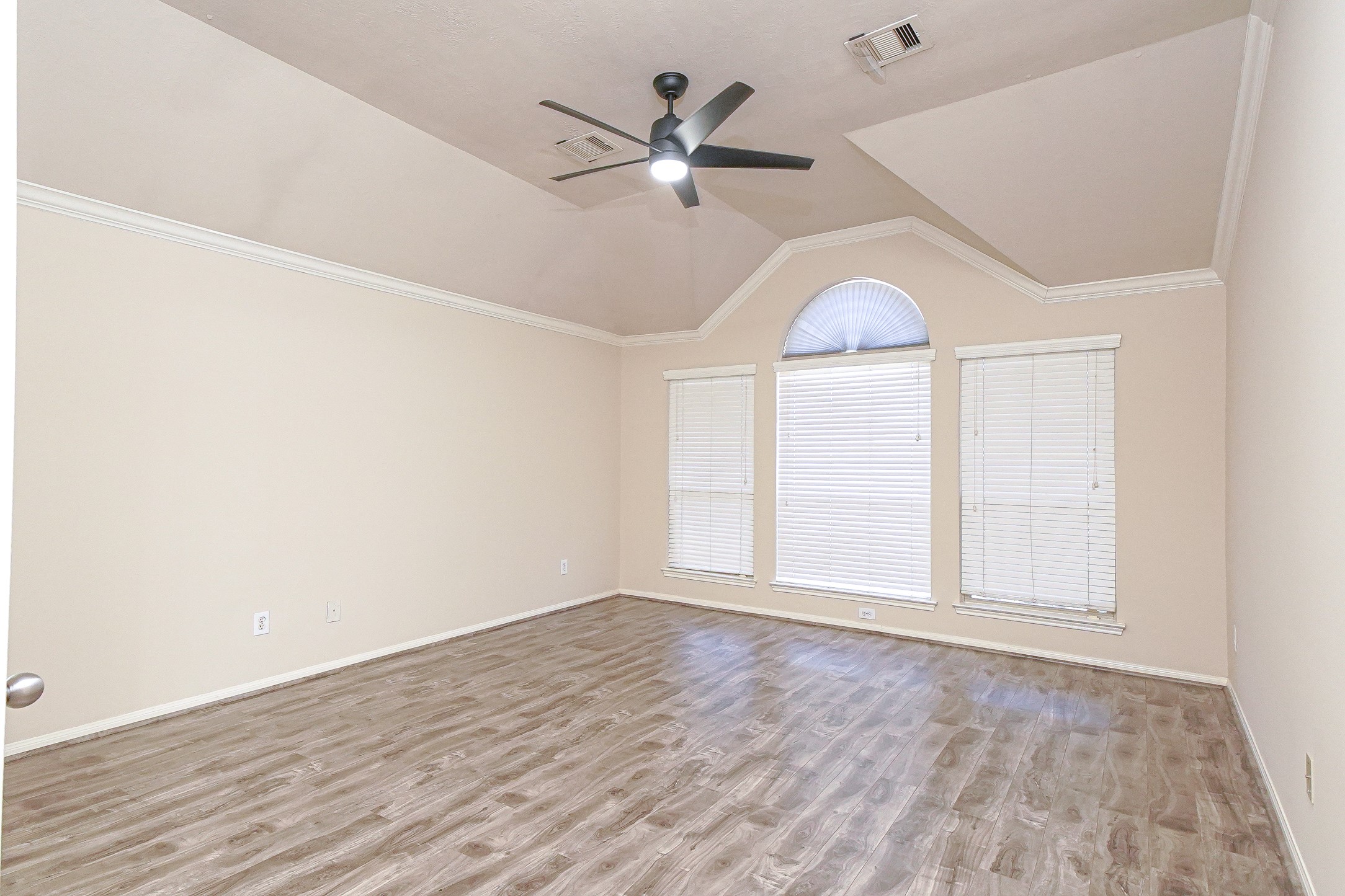 110 Emerald Loch Lane, Richmond, TX 77469