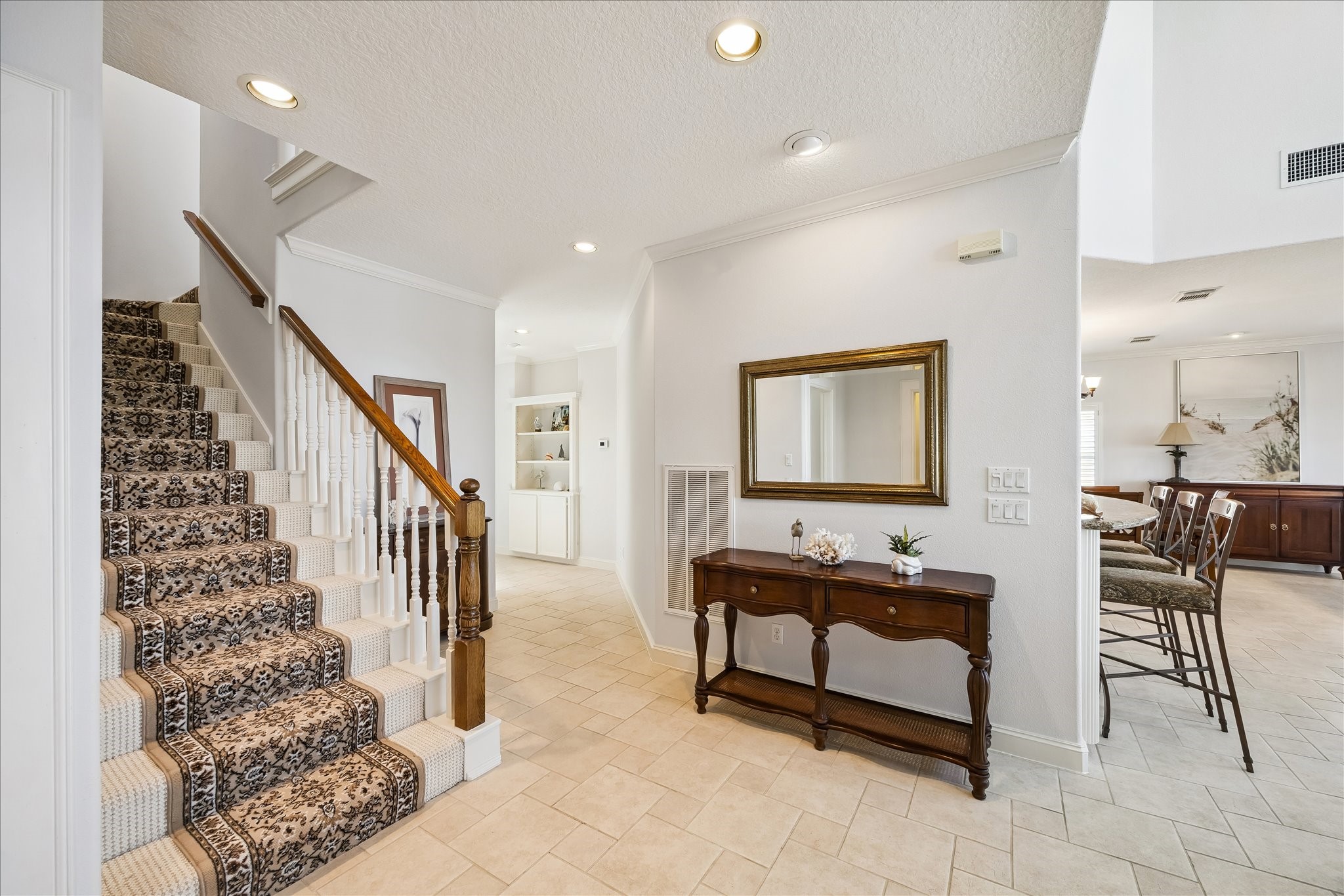 1554 Windsong Way, Tiki Island, TX 77554
