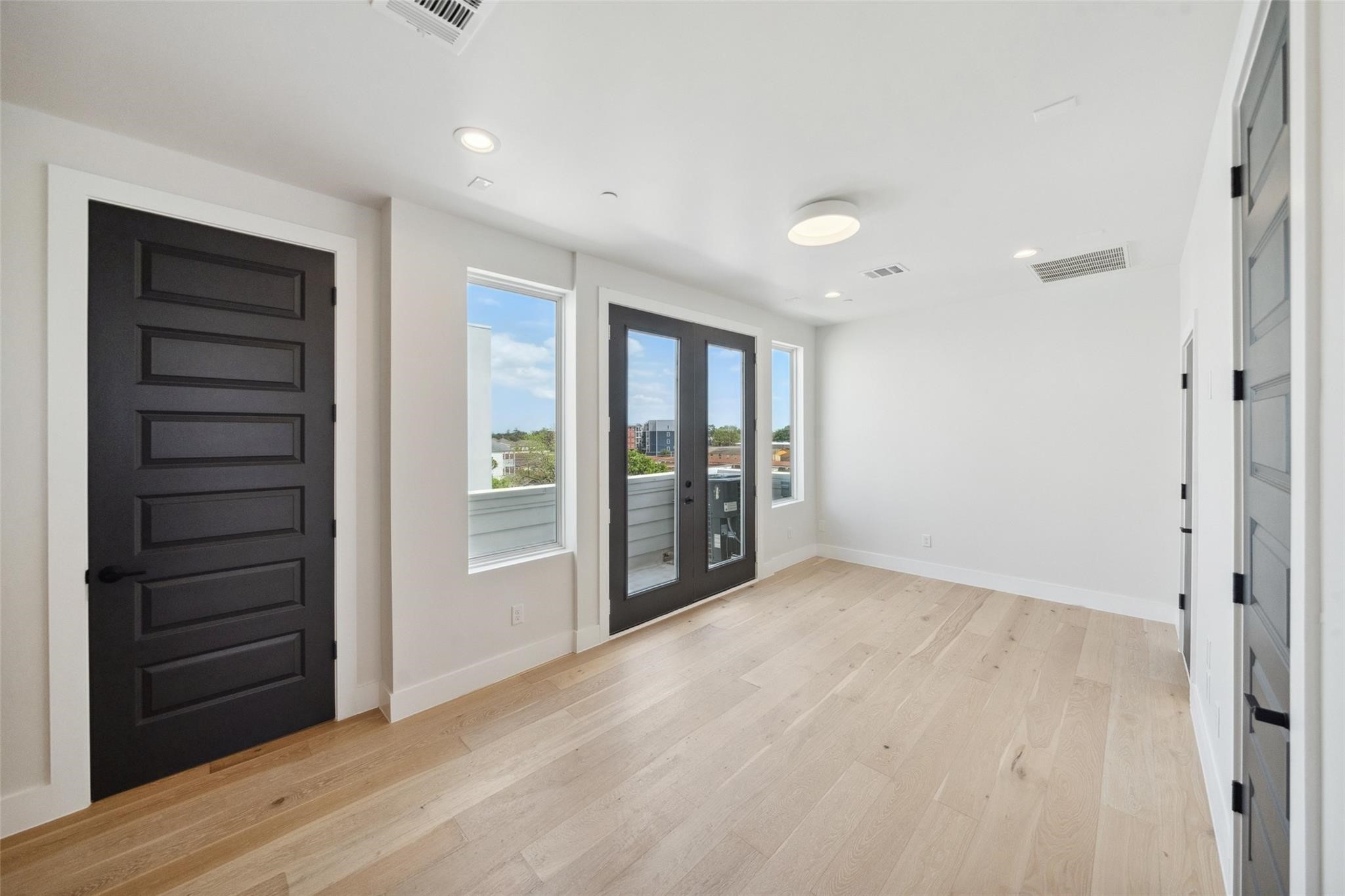 1005 Kern Street, #C, Houston, TX 77009