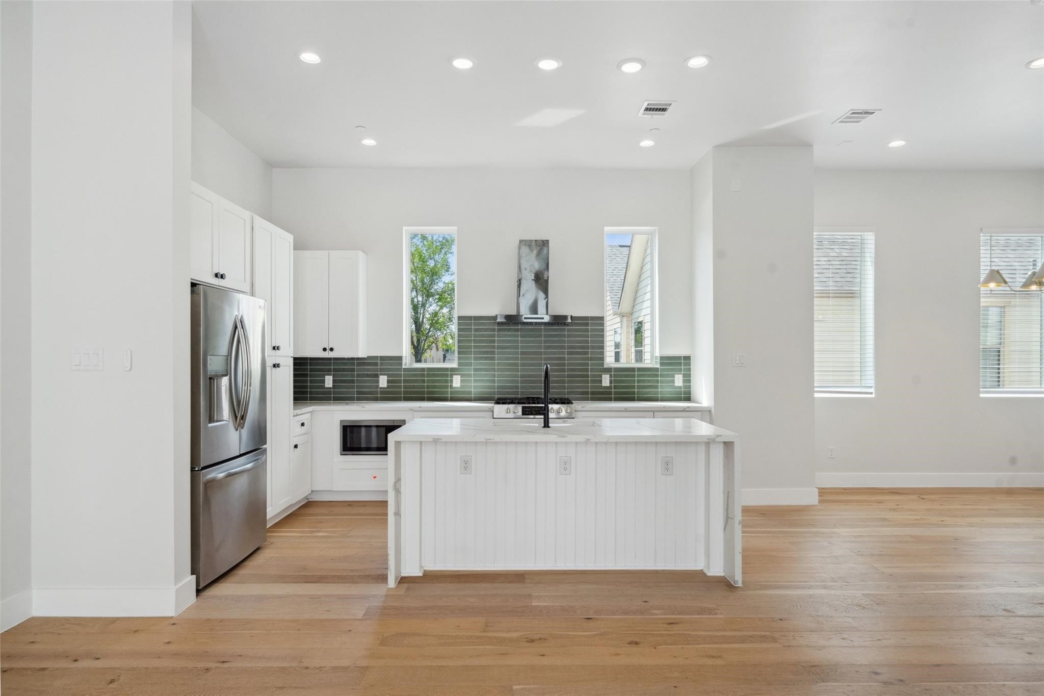 1005 Kern Street, #C, Houston, TX 77009