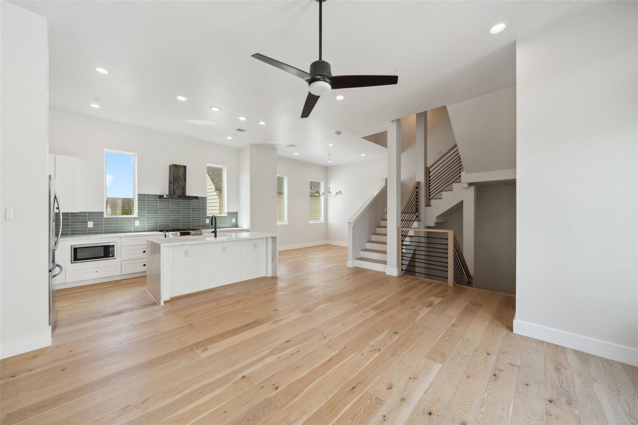 1005 Kern Street, #C, Houston, TX 77009