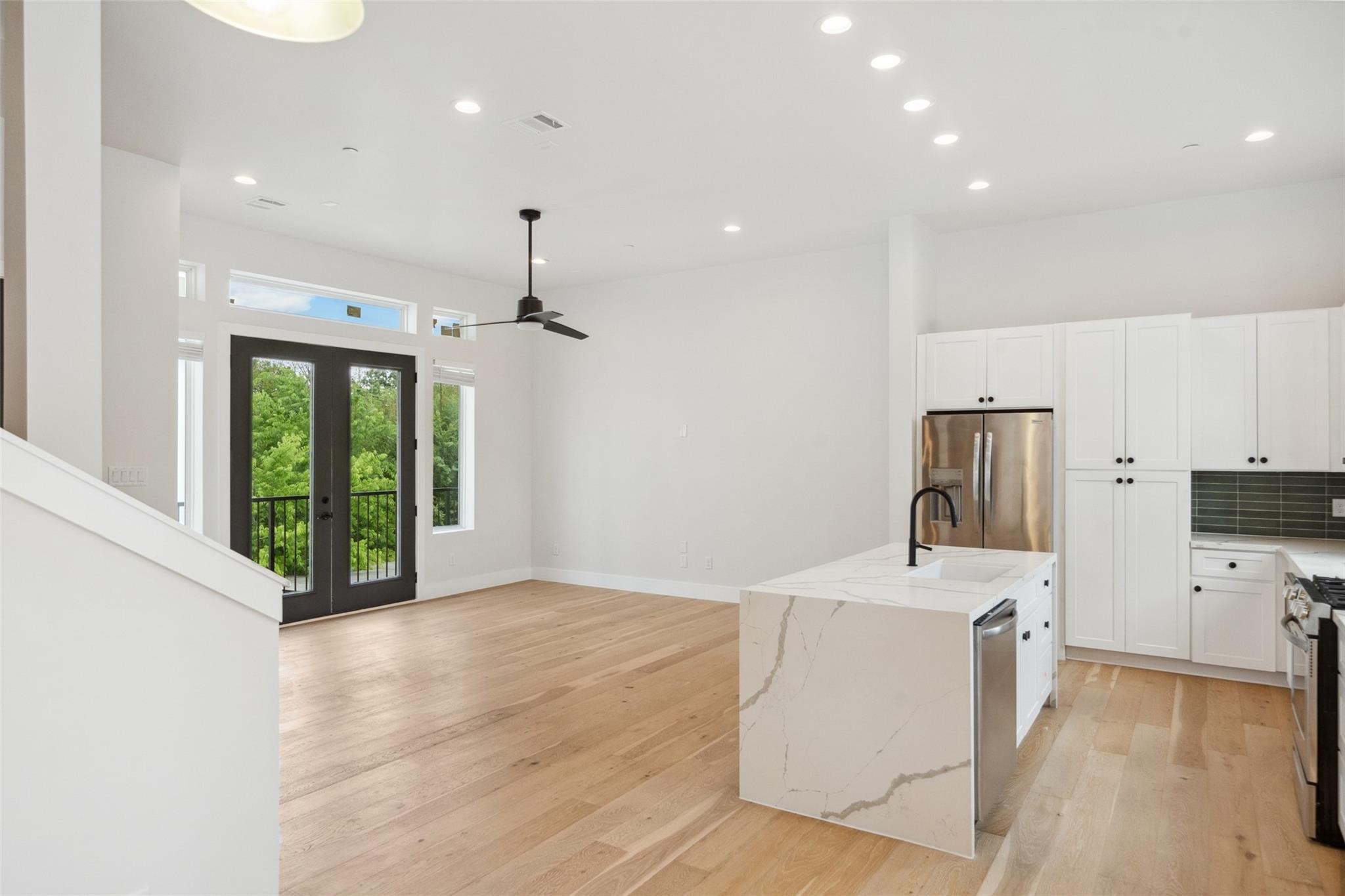 1005 Kern Street, #C, Houston, TX 77009