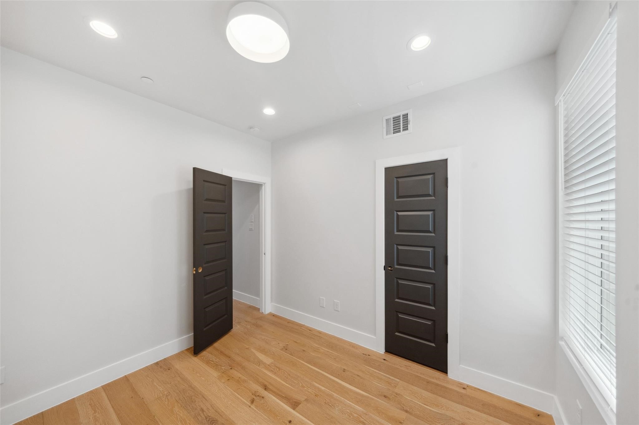 1005 Kern Street, #C, Houston, TX 77009
