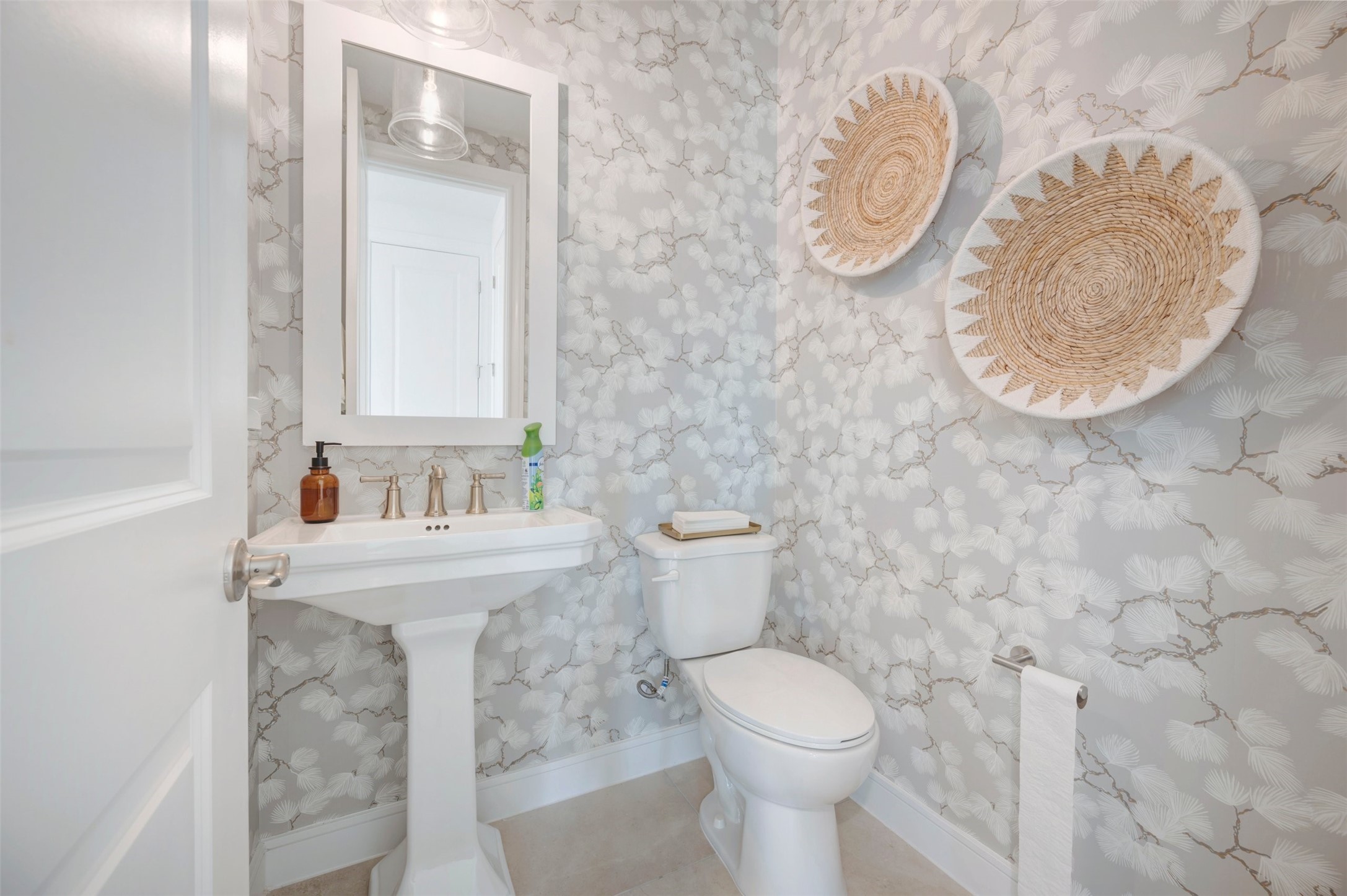 Half bath (*Photo not of actual home and used for illustration purposes only.)