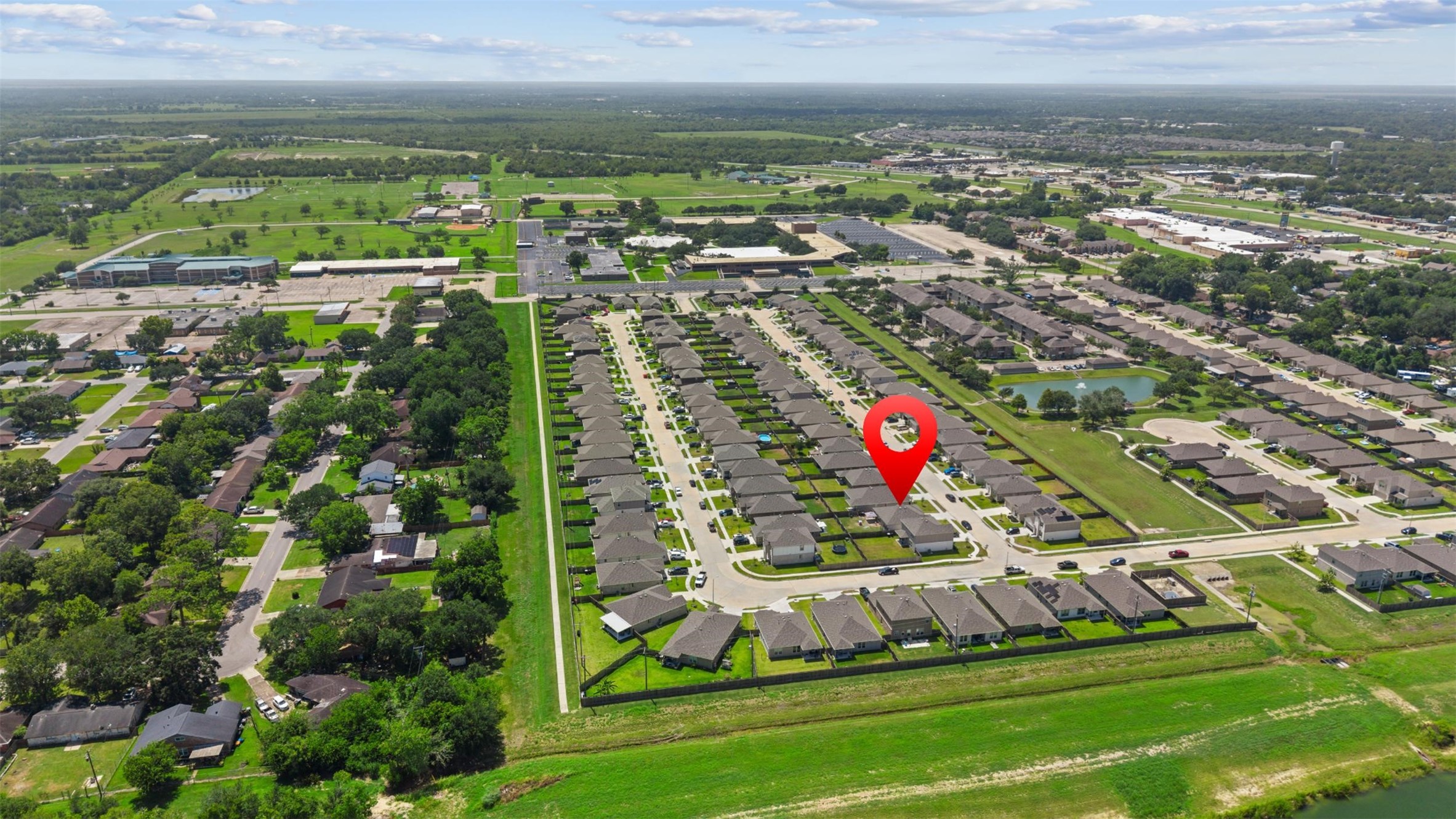 338 Paso Fino Drive, Alvin, TX 77511
