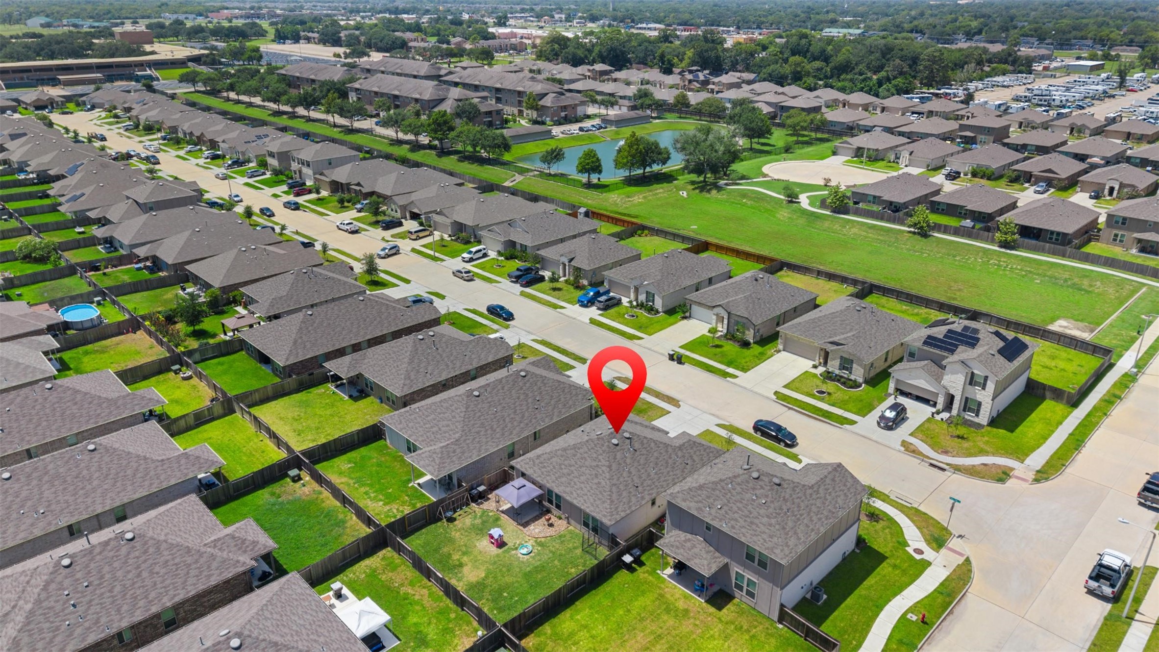 338 Paso Fino Drive, Alvin, TX 77511