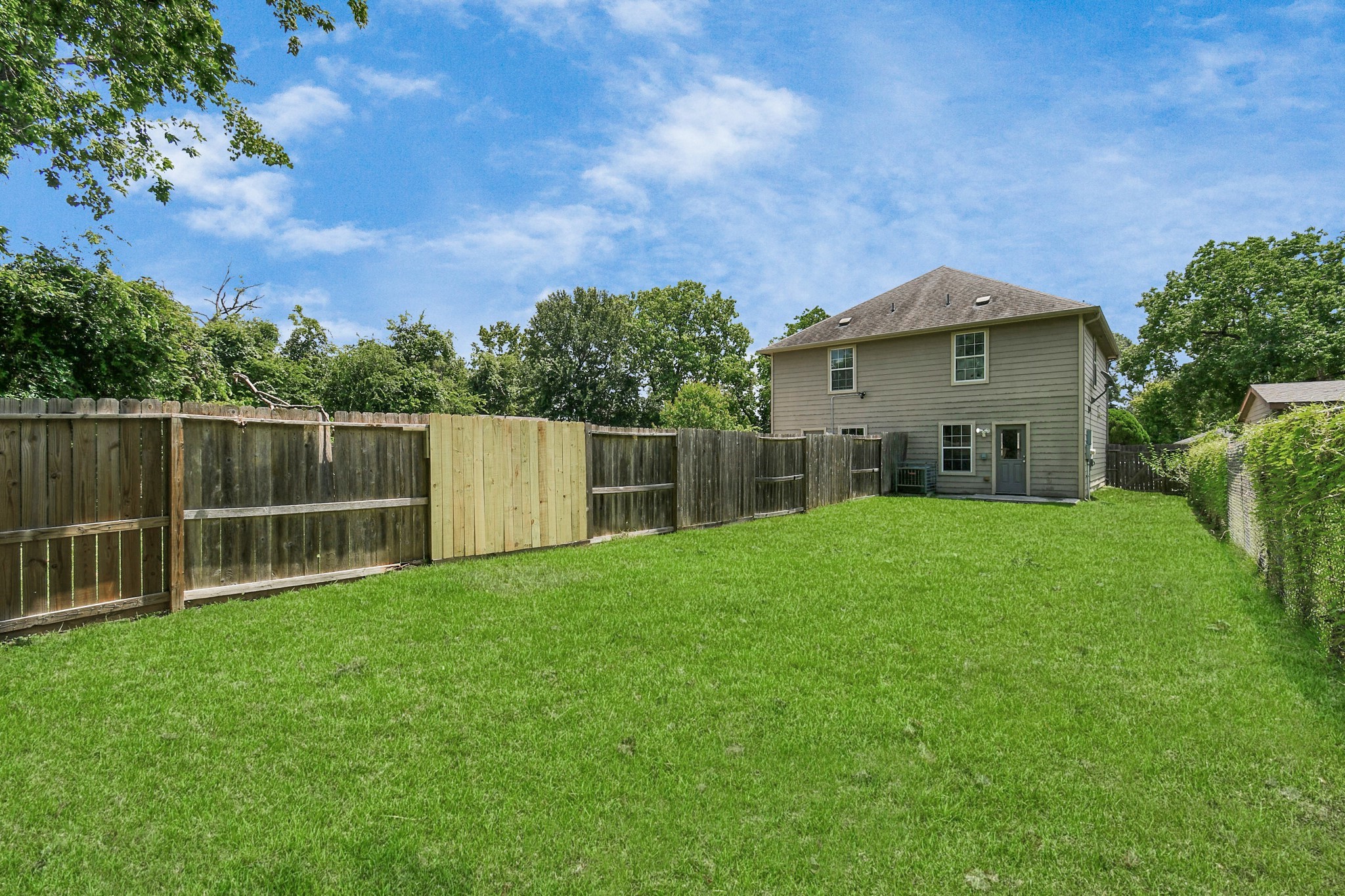10022 Raymondville Road, #B, Houston, TX 77093