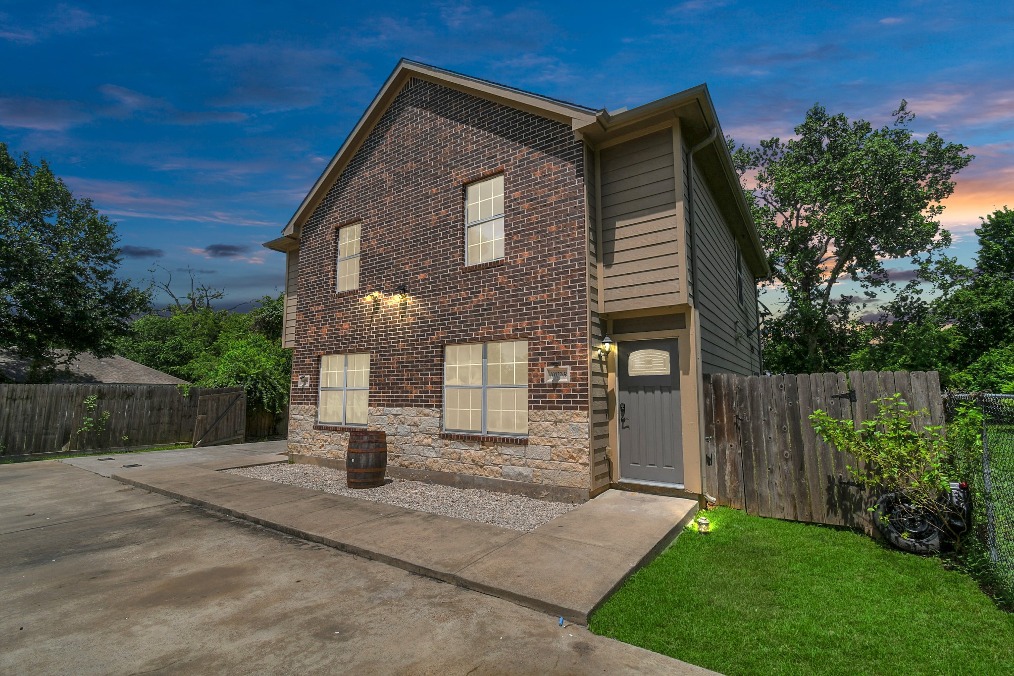10022 Raymondville Road, #B, Houston, TX 77093