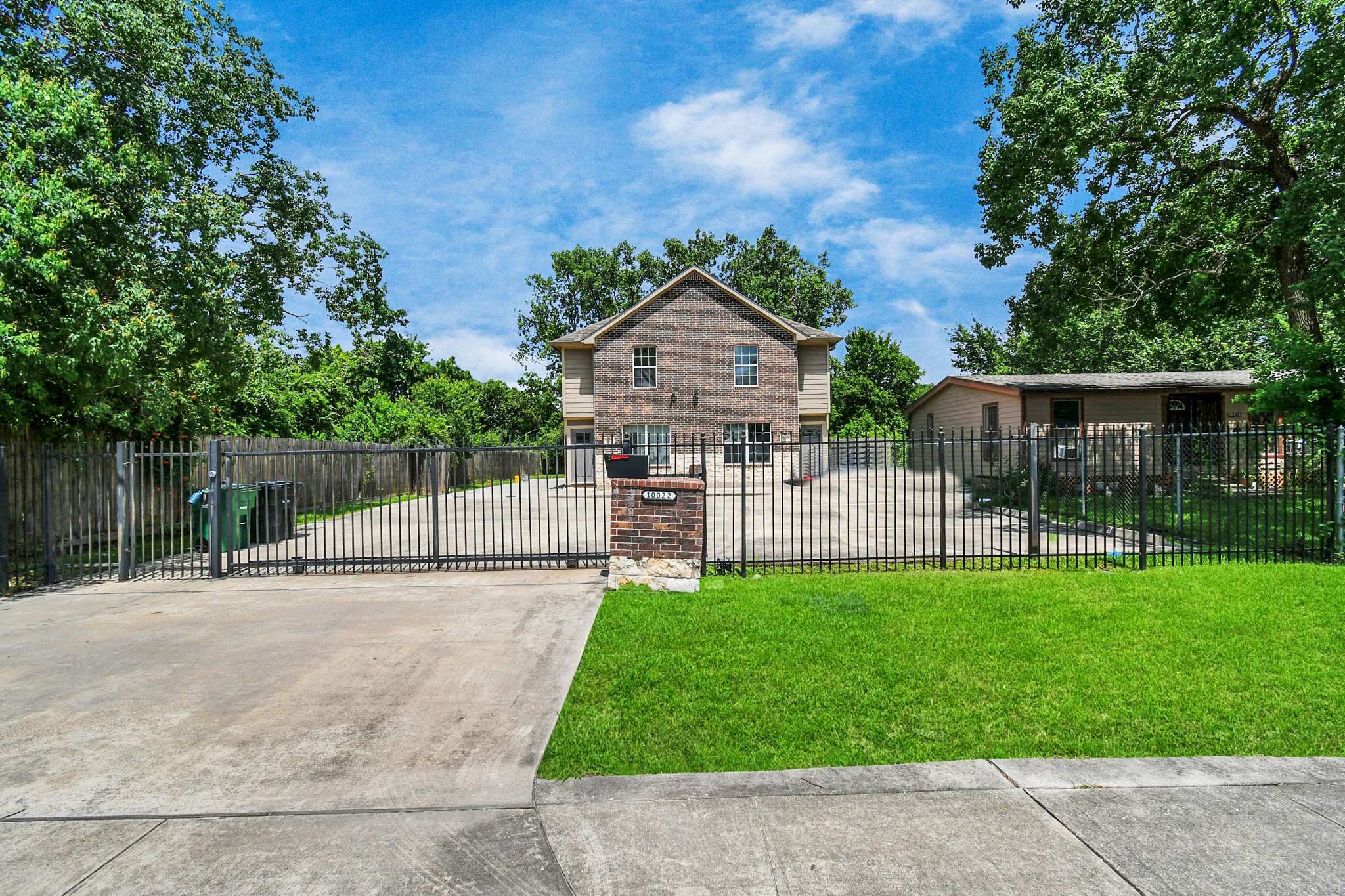 10022 Raymondville Road, #B, Houston, TX 77093