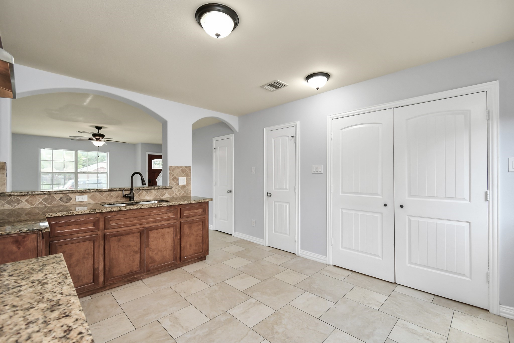 10022 Raymondville Road, #B, Houston, TX 77093