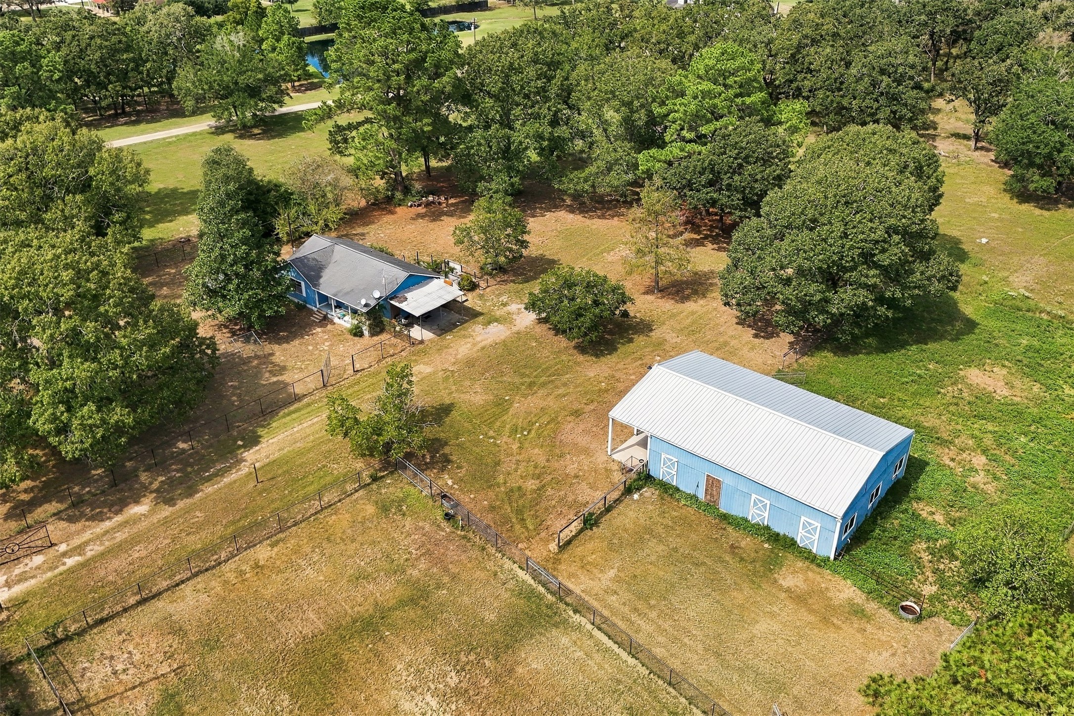 36576 Howell Road, Hempstead, TX 77445