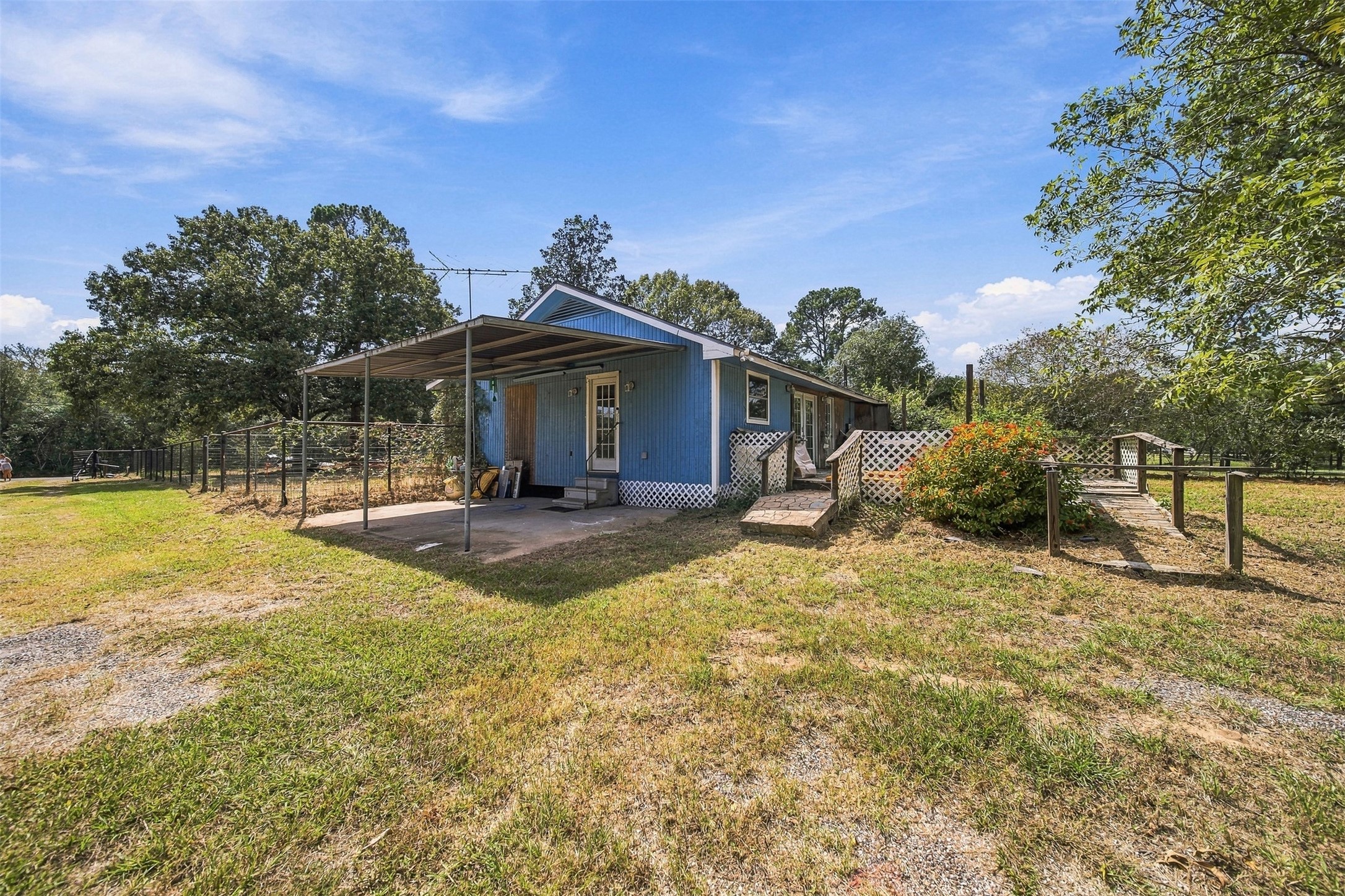 36576 Howell Road, Hempstead, TX 77445
