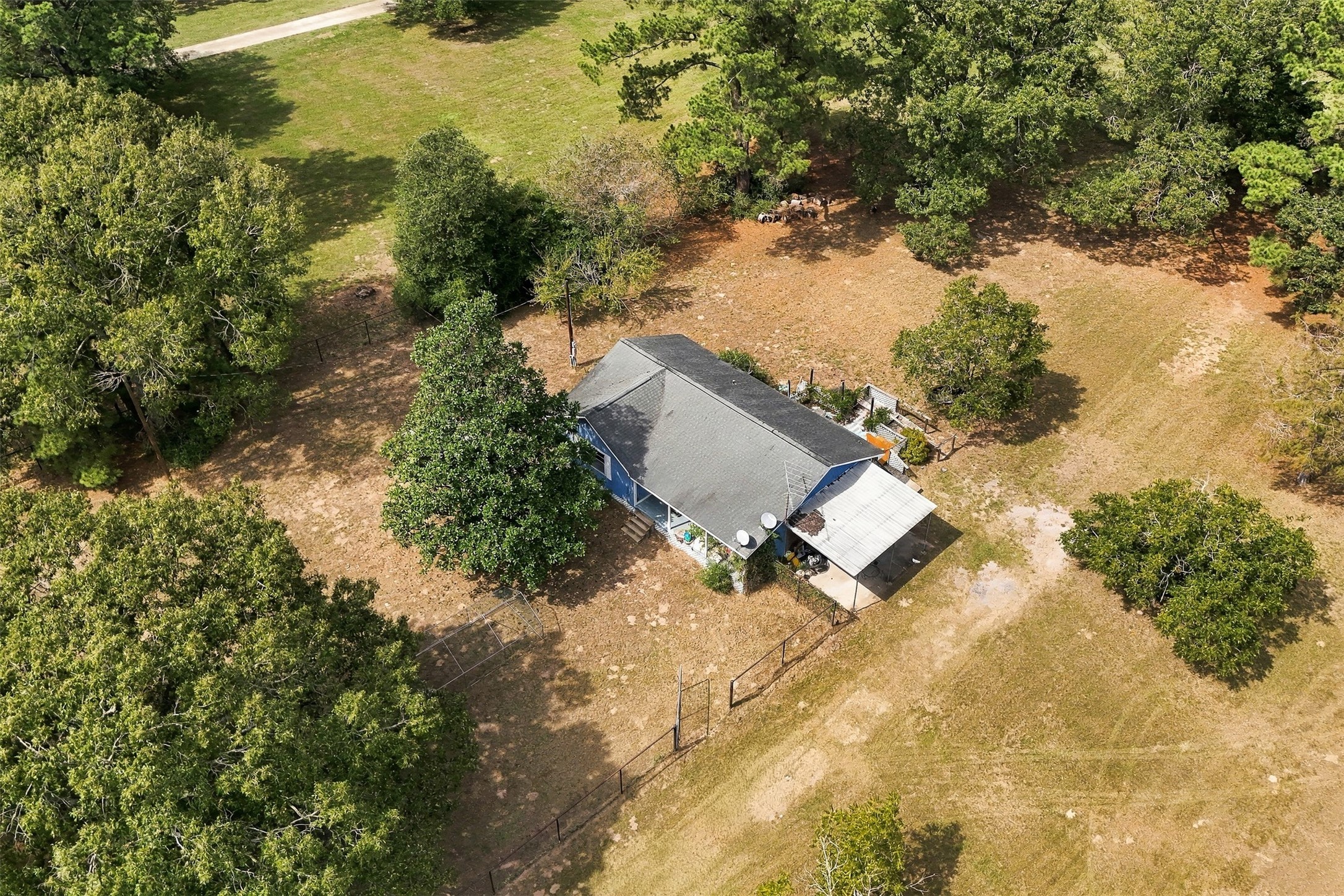 36576 Howell Road, Hempstead, TX 77445