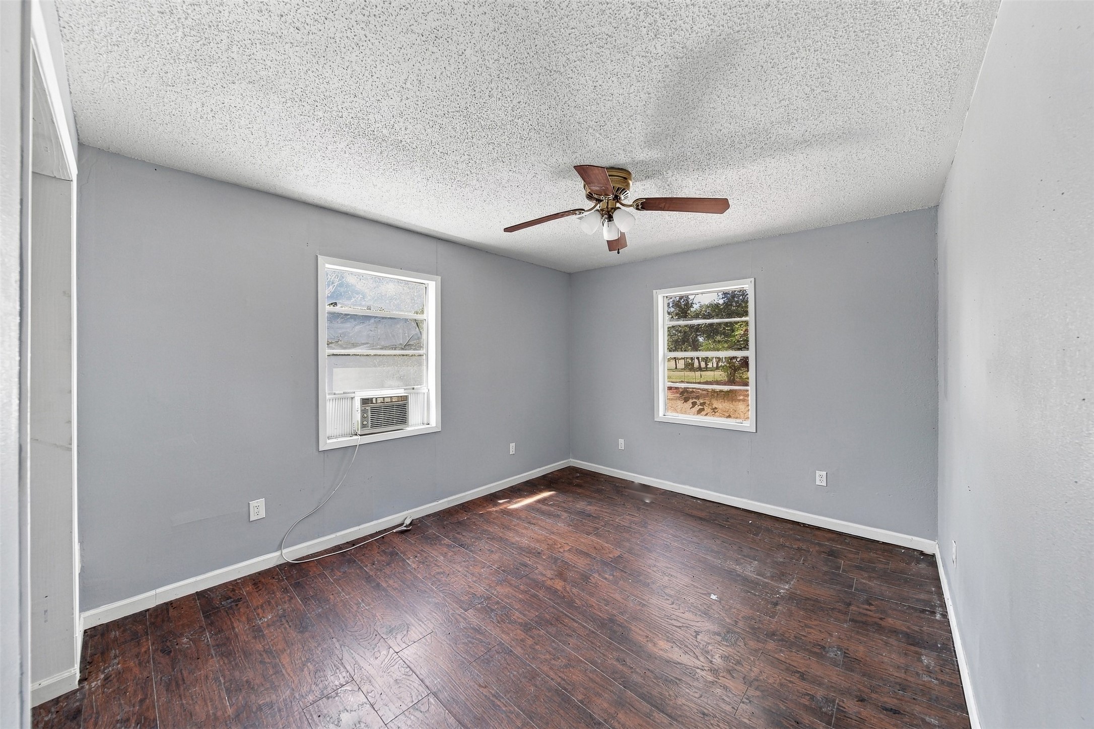 36576 Howell Road, Hempstead, TX 77445