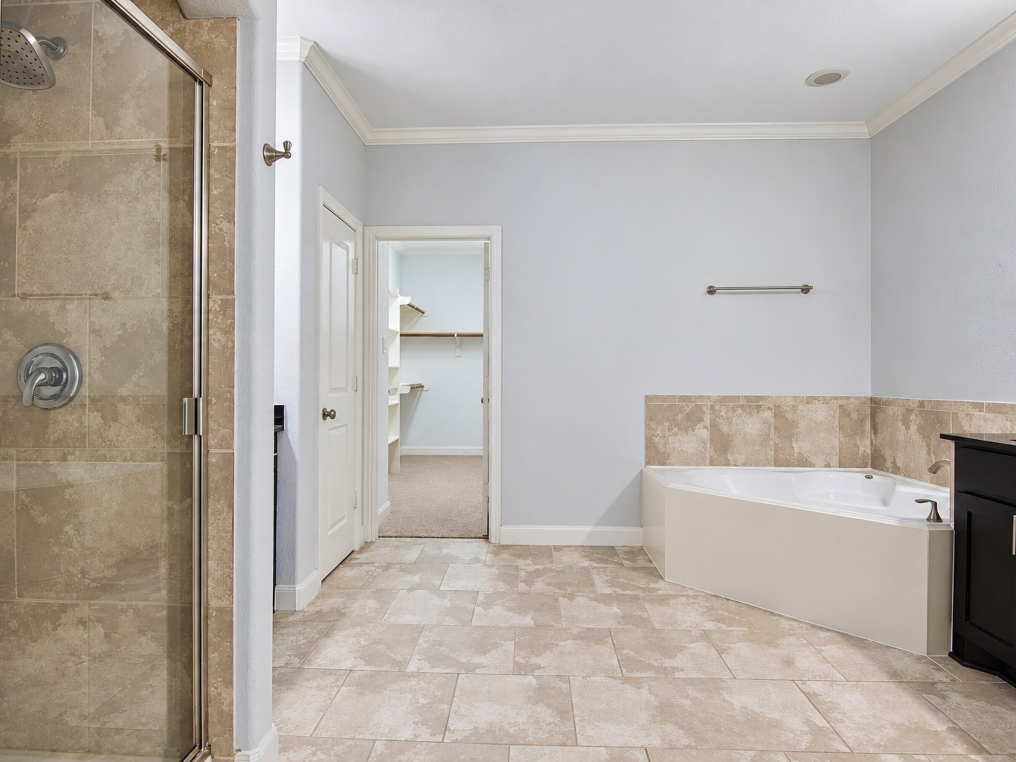409 Via Regatta Drive, Webster, TX 77598