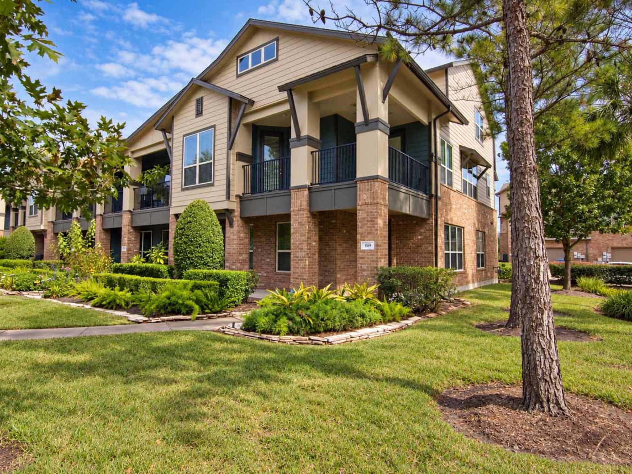 409 Via Regatta Drive, Webster, TX 77598 409 Via Regatta Drive, Webster, TX 77598