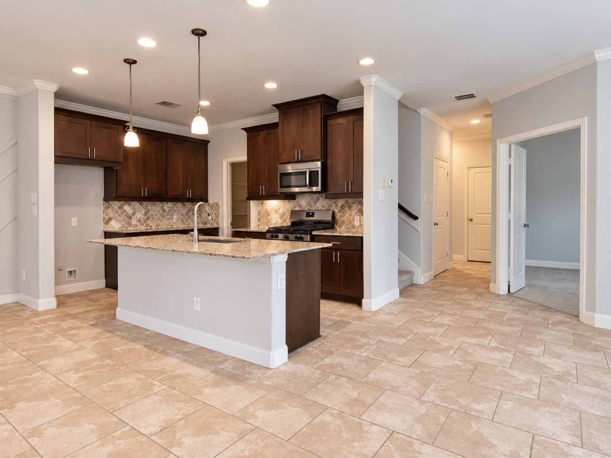 409 Via Regatta Drive, Webster, TX 77598 409 Via Regatta Drive, Webster, TX 77598