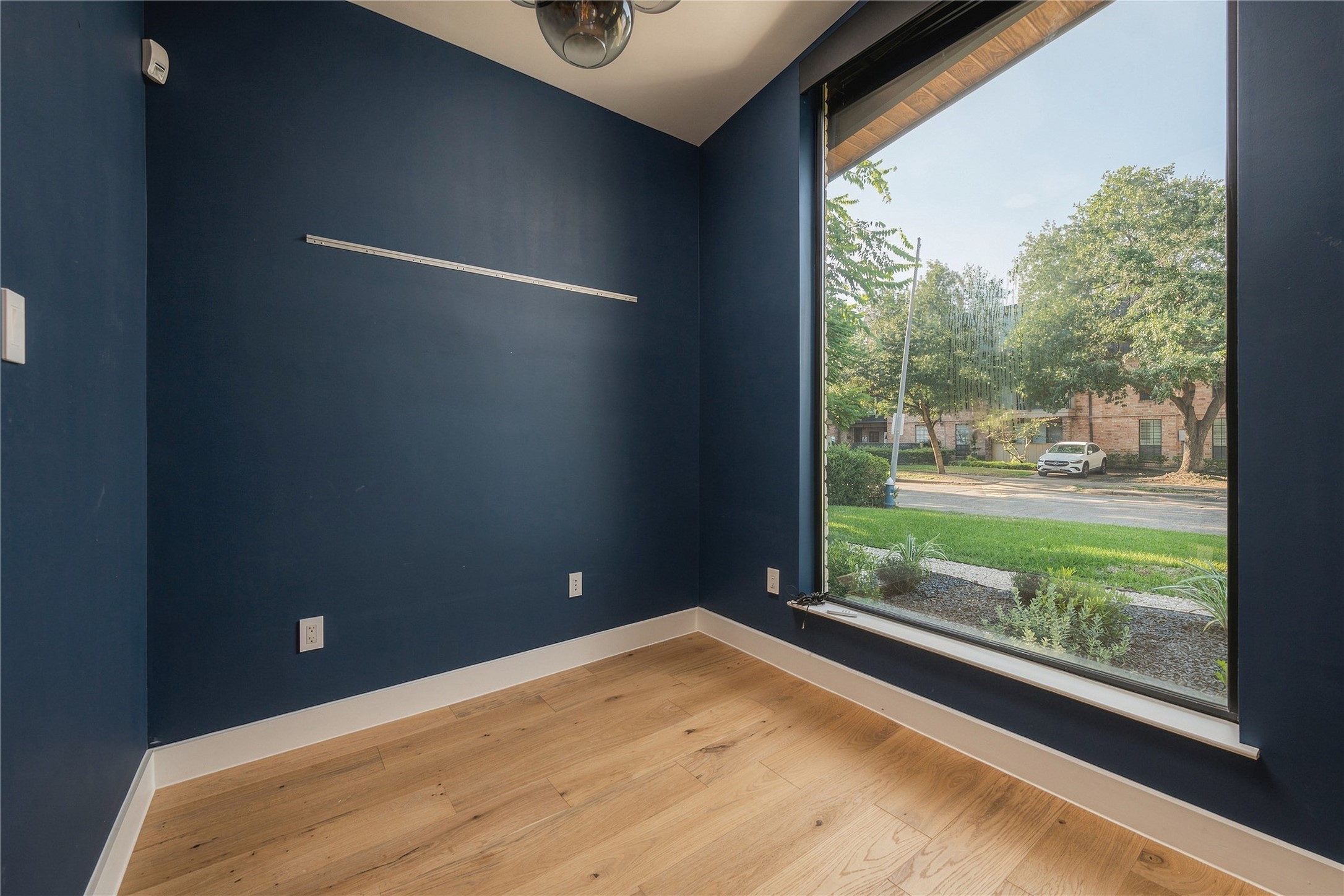 Front Facing Home Office