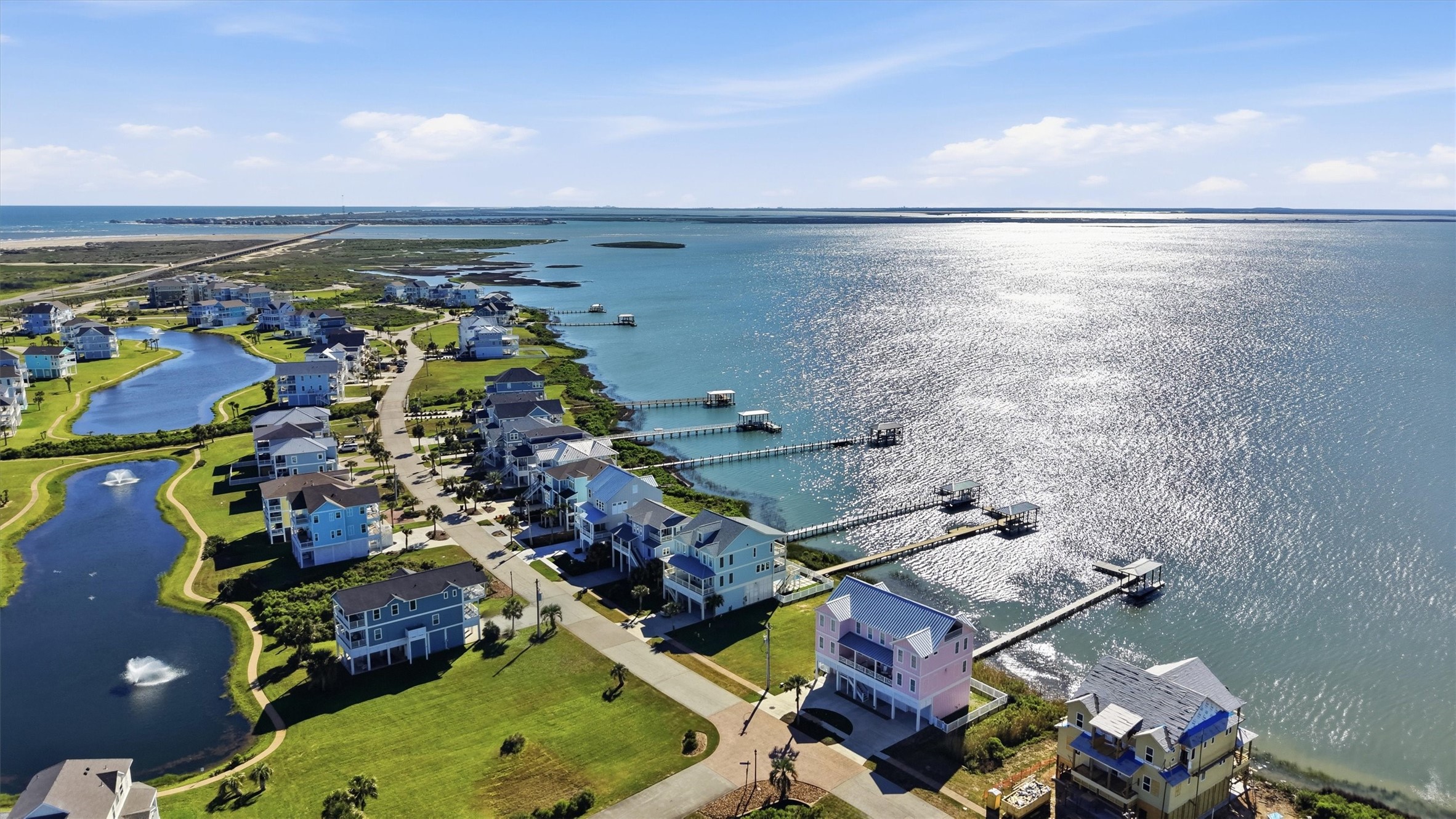 This homesite offers an exceptional opportunity to build in a bayside section of Pointe West where water, open space, and coastal beauty surround you. This homesite offers an exceptional opportunity to build in a bayside section of Pointe West where water, open space, and coastal beauty surround you.