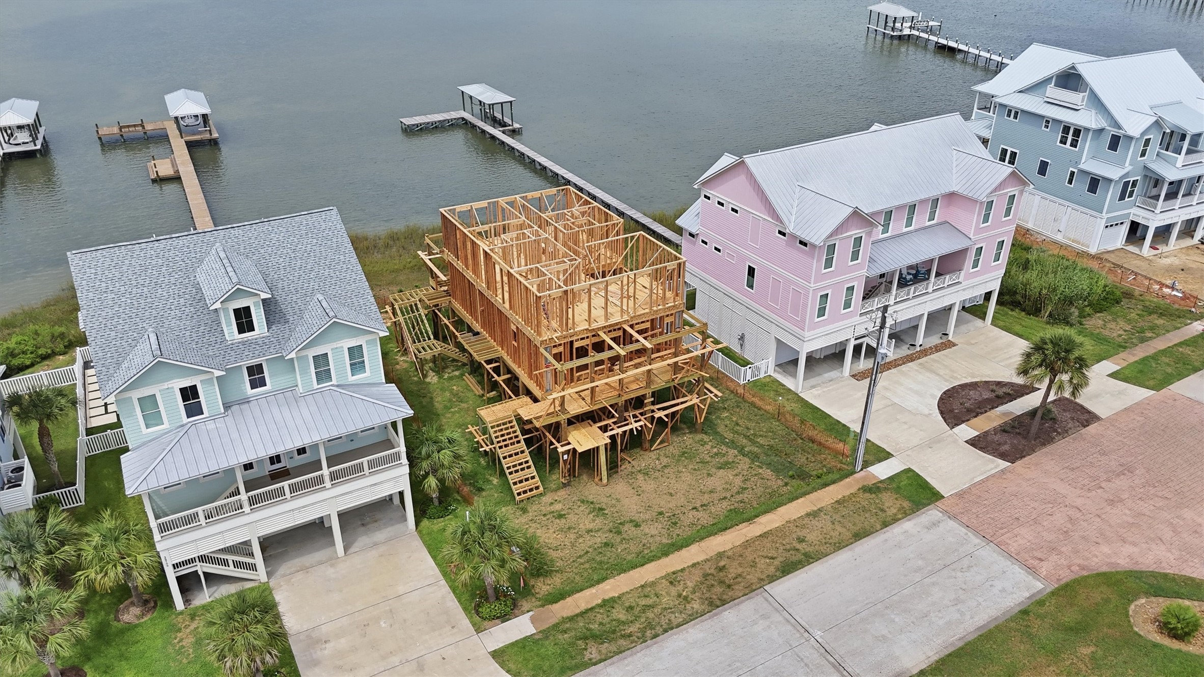 Bonus flex space in this custom two story Alair-Galveston built home Bonus flex space in this custom two story Alair-Galveston built home