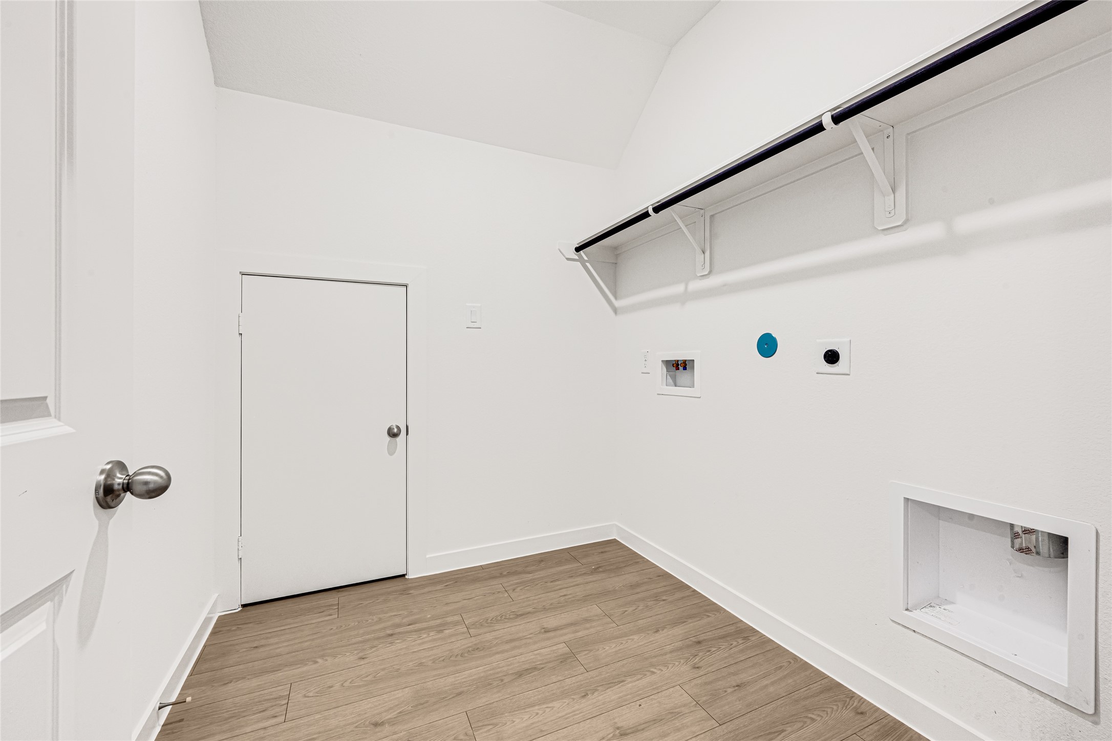*Images and 3D tour are for illustration only and options may vary from home as built.