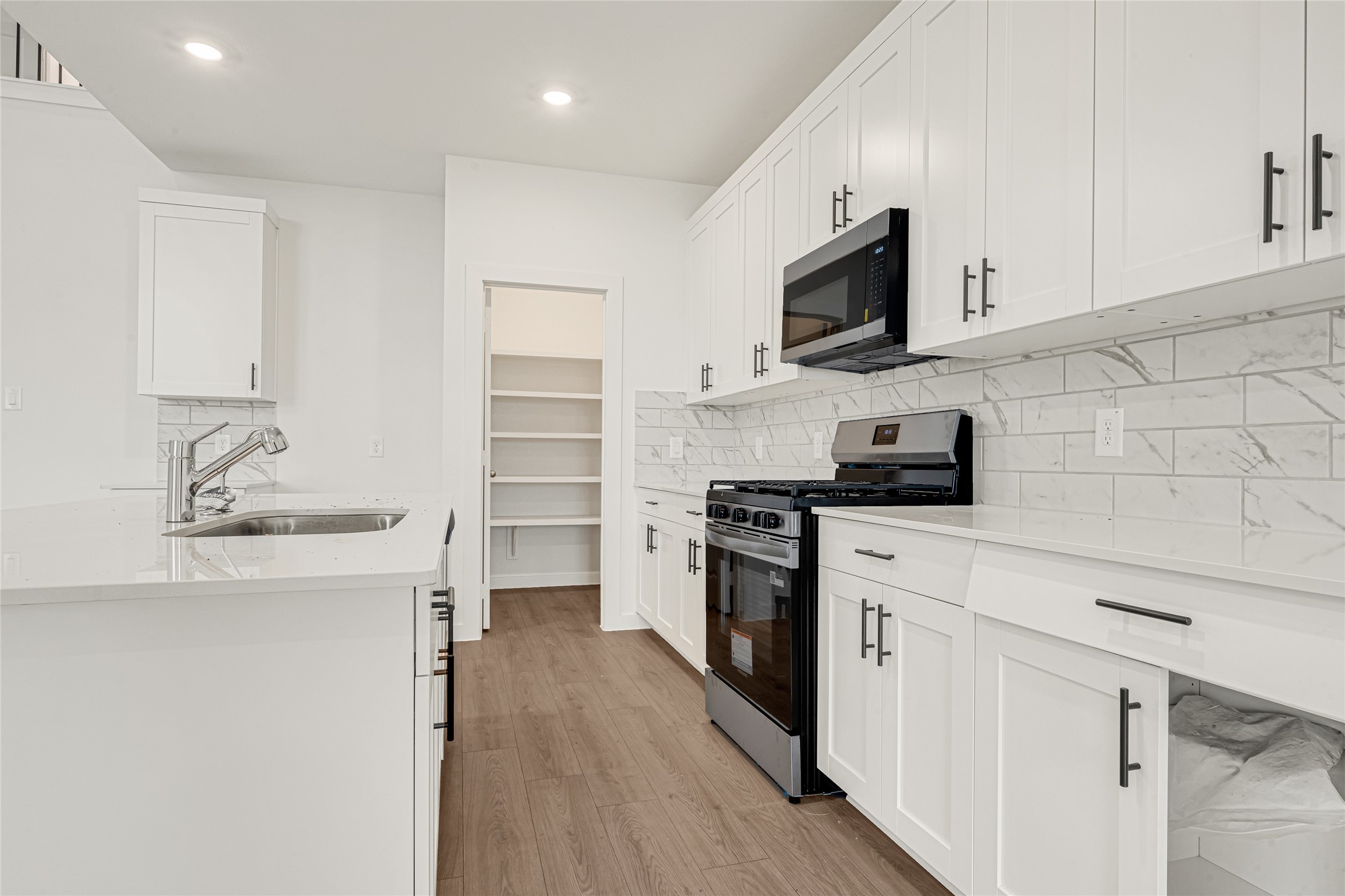 *Images and 3D tour are for illustration only and options may vary from home as built.
