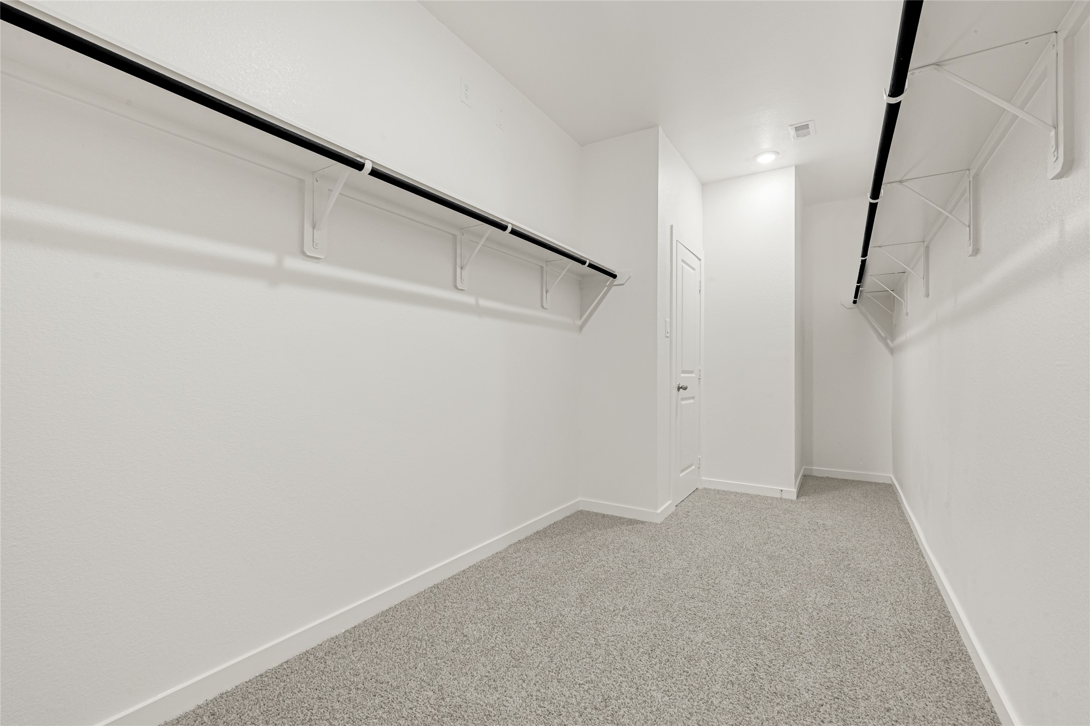 *Images and 3D tour are for illustration only and options may vary from home as built.
