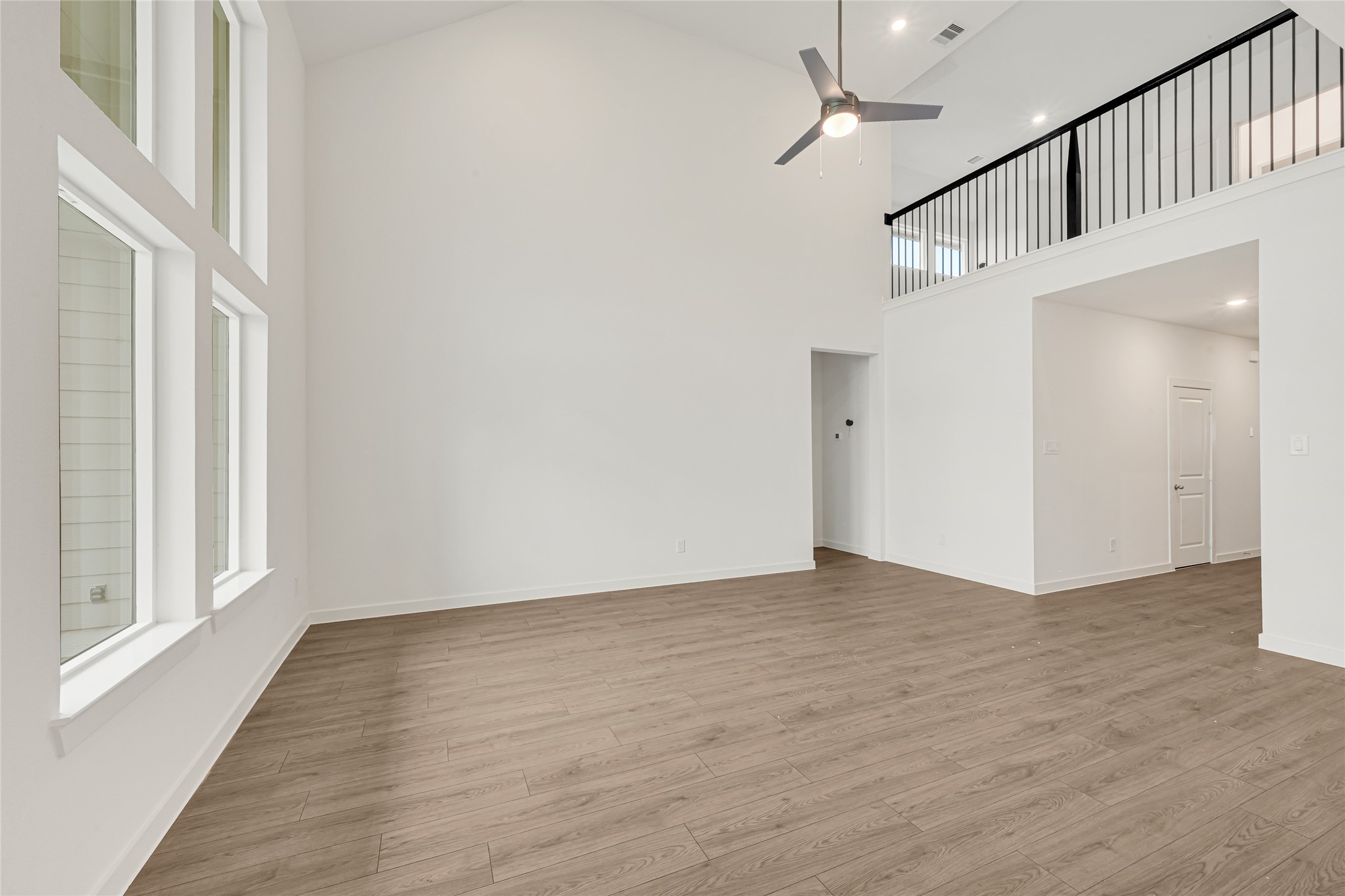 *Images and 3D tour are for illustration only and options may vary from home as built.