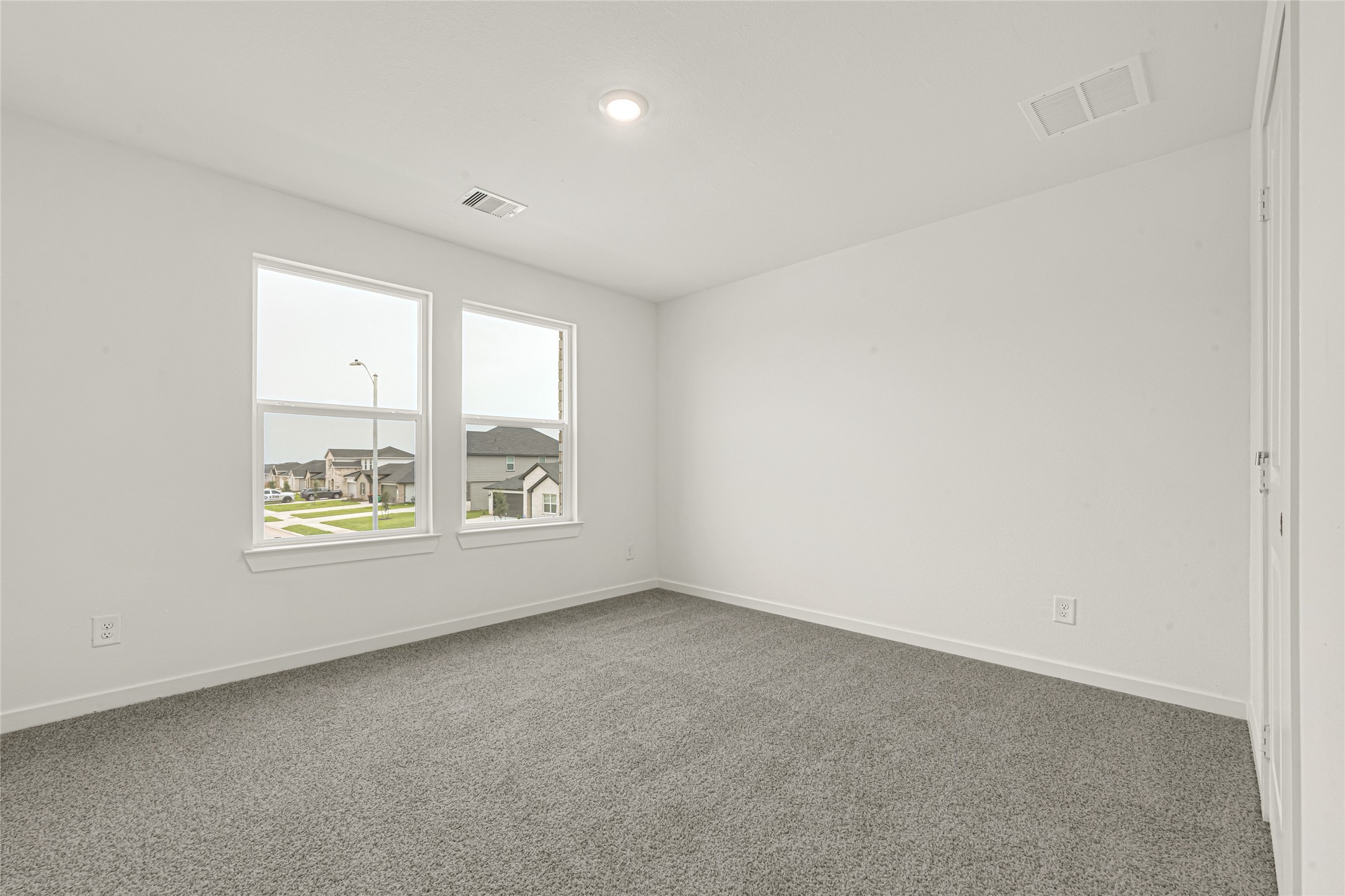 *Images and 3D tour are for illustration only and options may vary from home as built.
