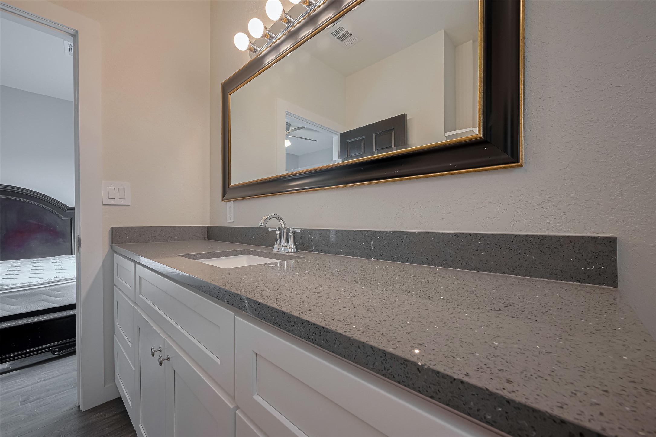 7218 Philibert Lane, #A, Houston, TX 77028