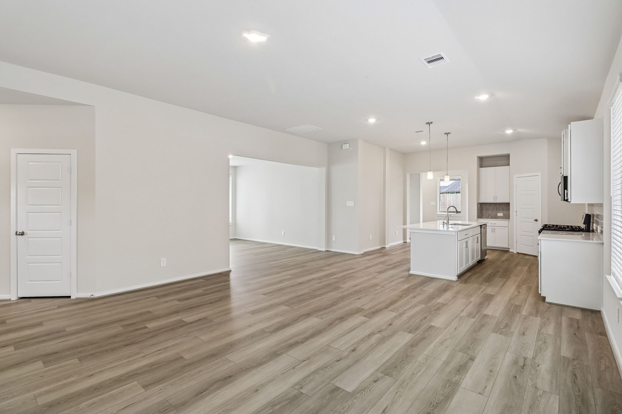 31023 De La Guerra Street, Huffman, TX 77336
