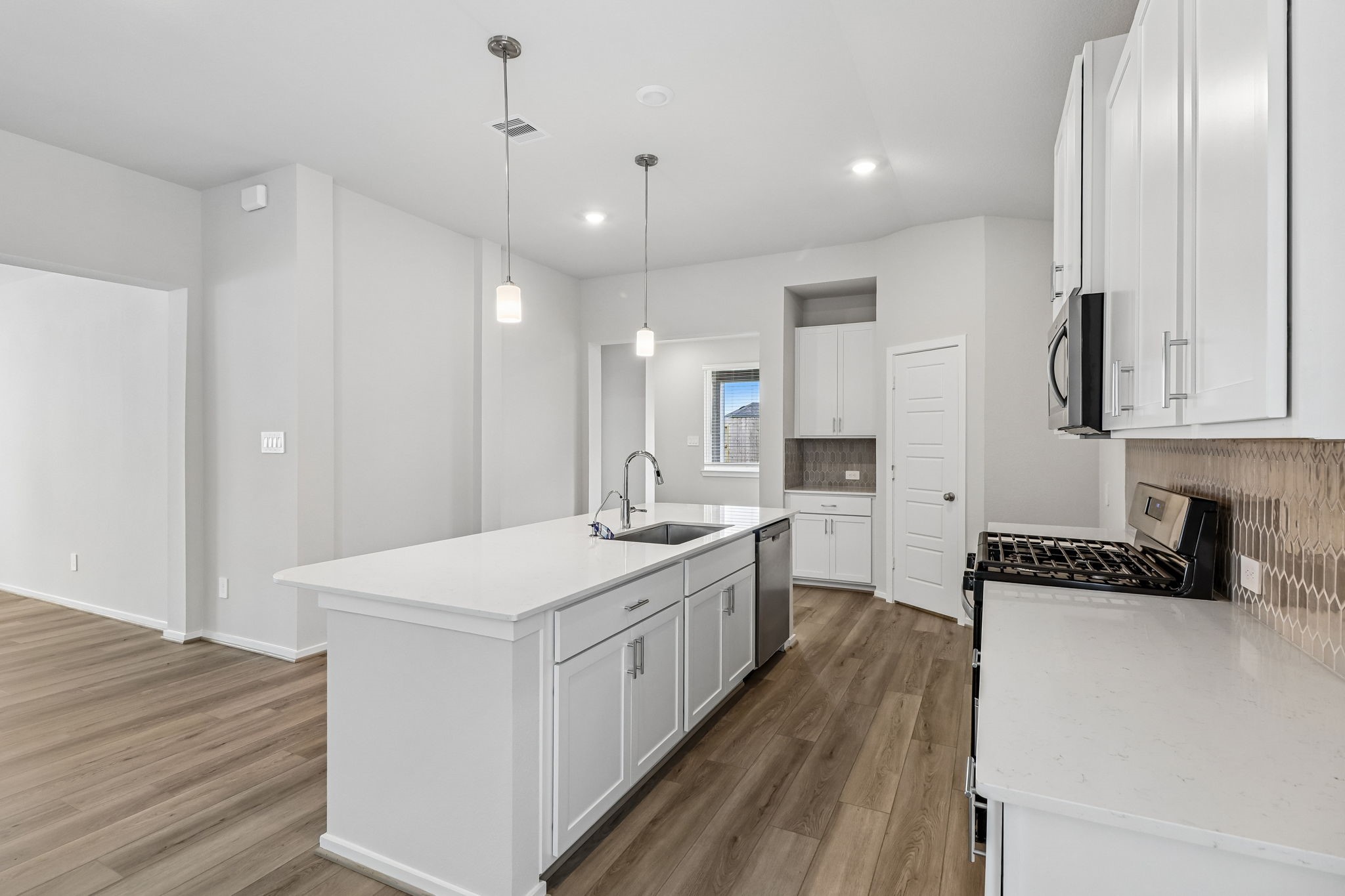 31023 De La Guerra Street, Huffman, TX 77336
