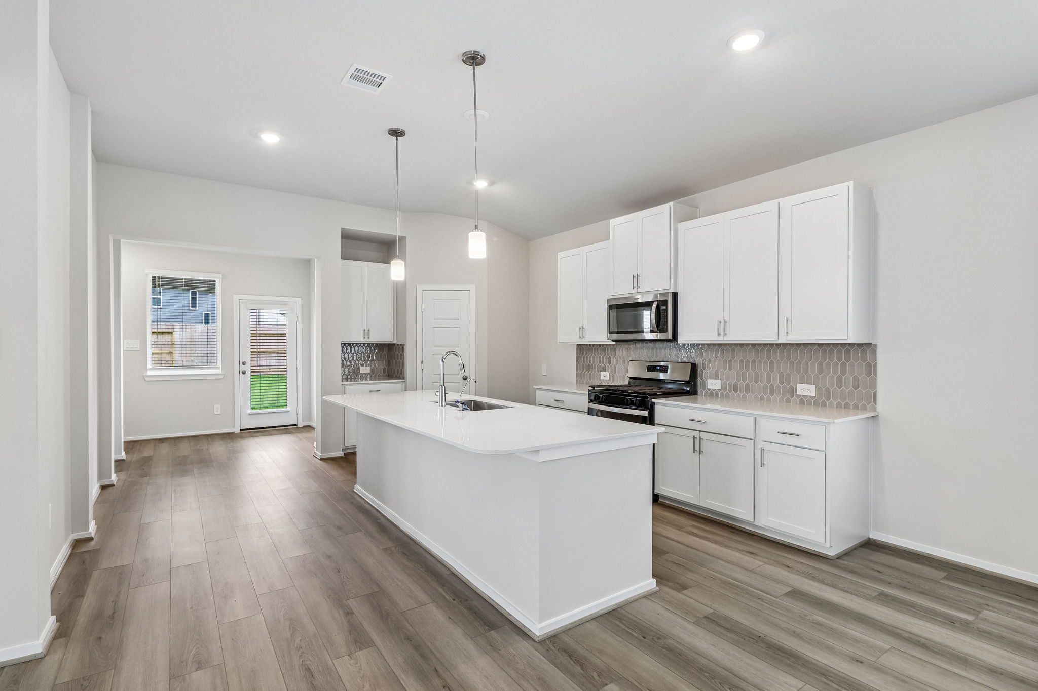 31023 De La Guerra Street, Huffman, TX 77336