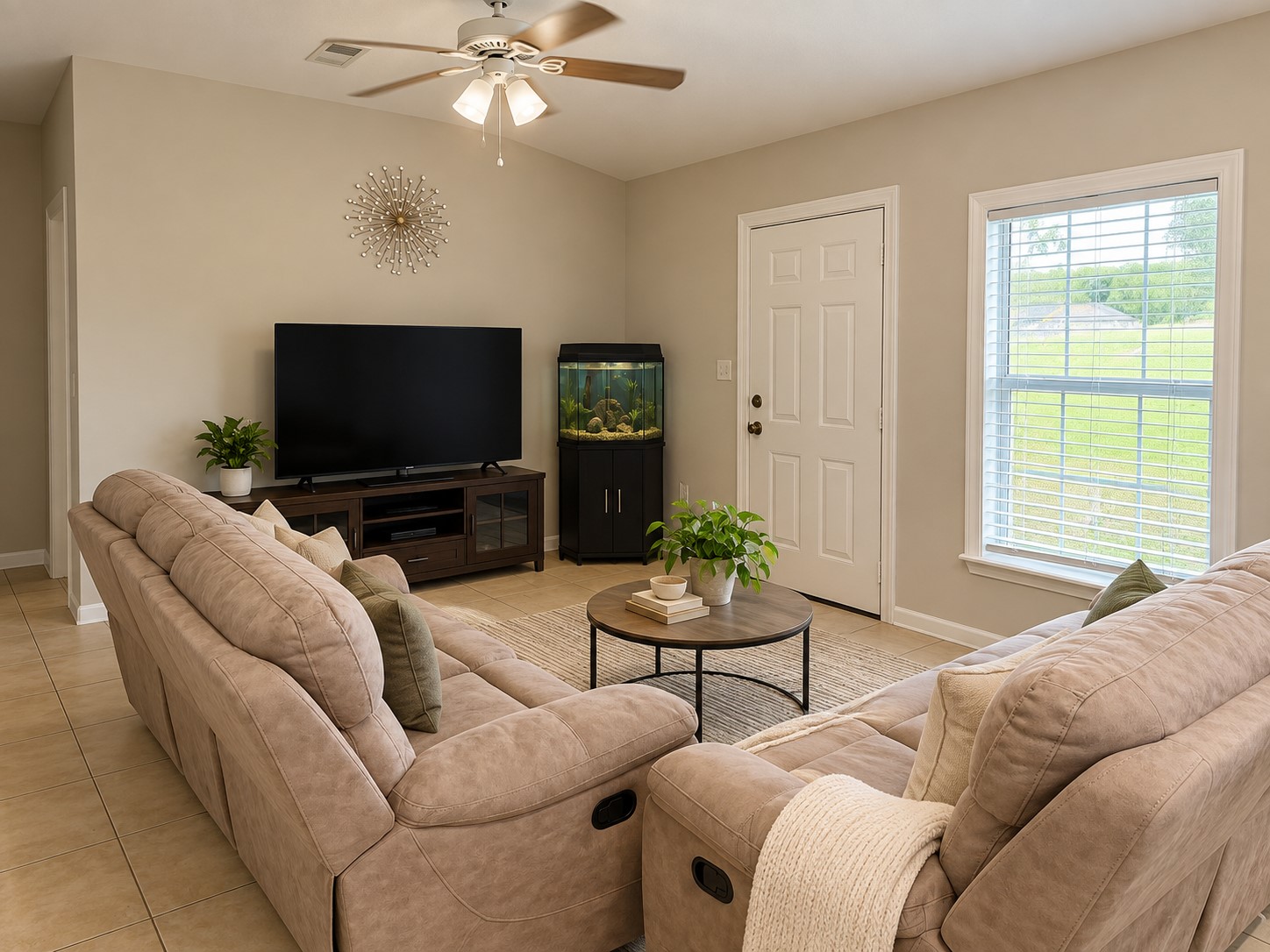 Garage suite/apartment living room