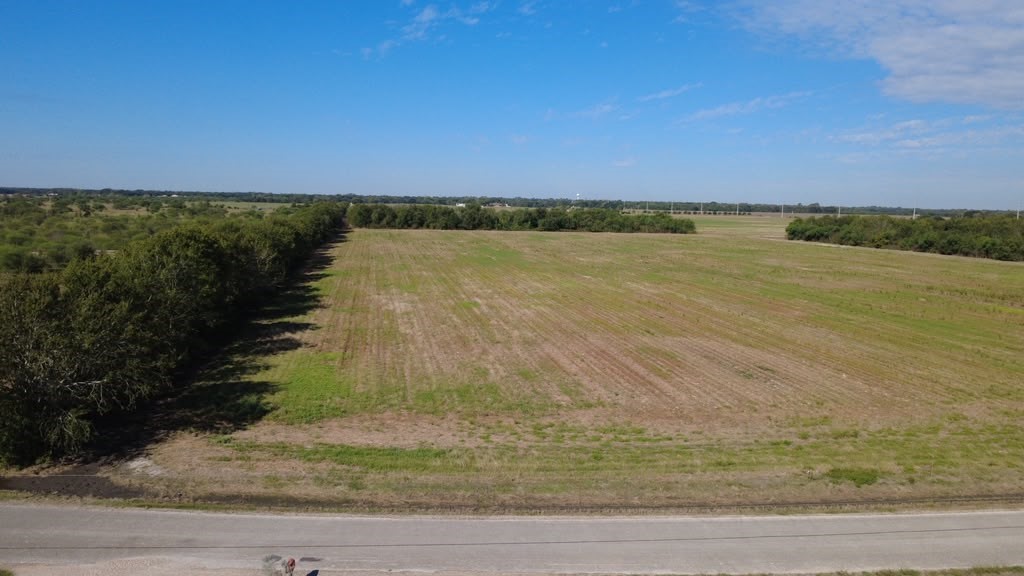 5635 Van Steinberg Road, East Bernard, TX 77435