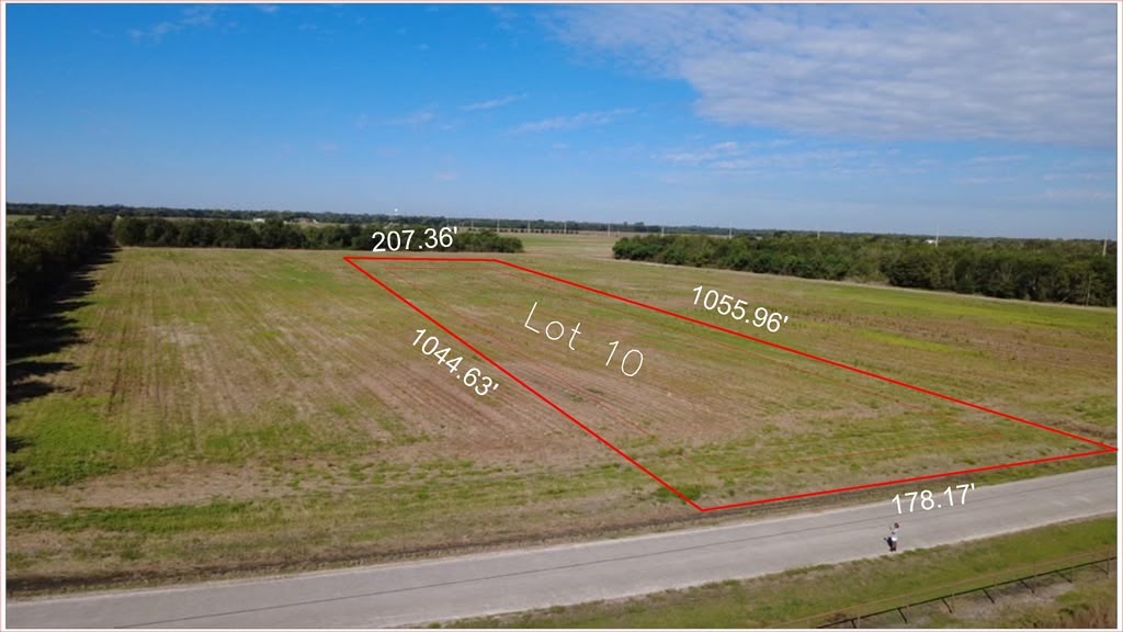 5635 Van Steinberg Road, East Bernard, TX 77435