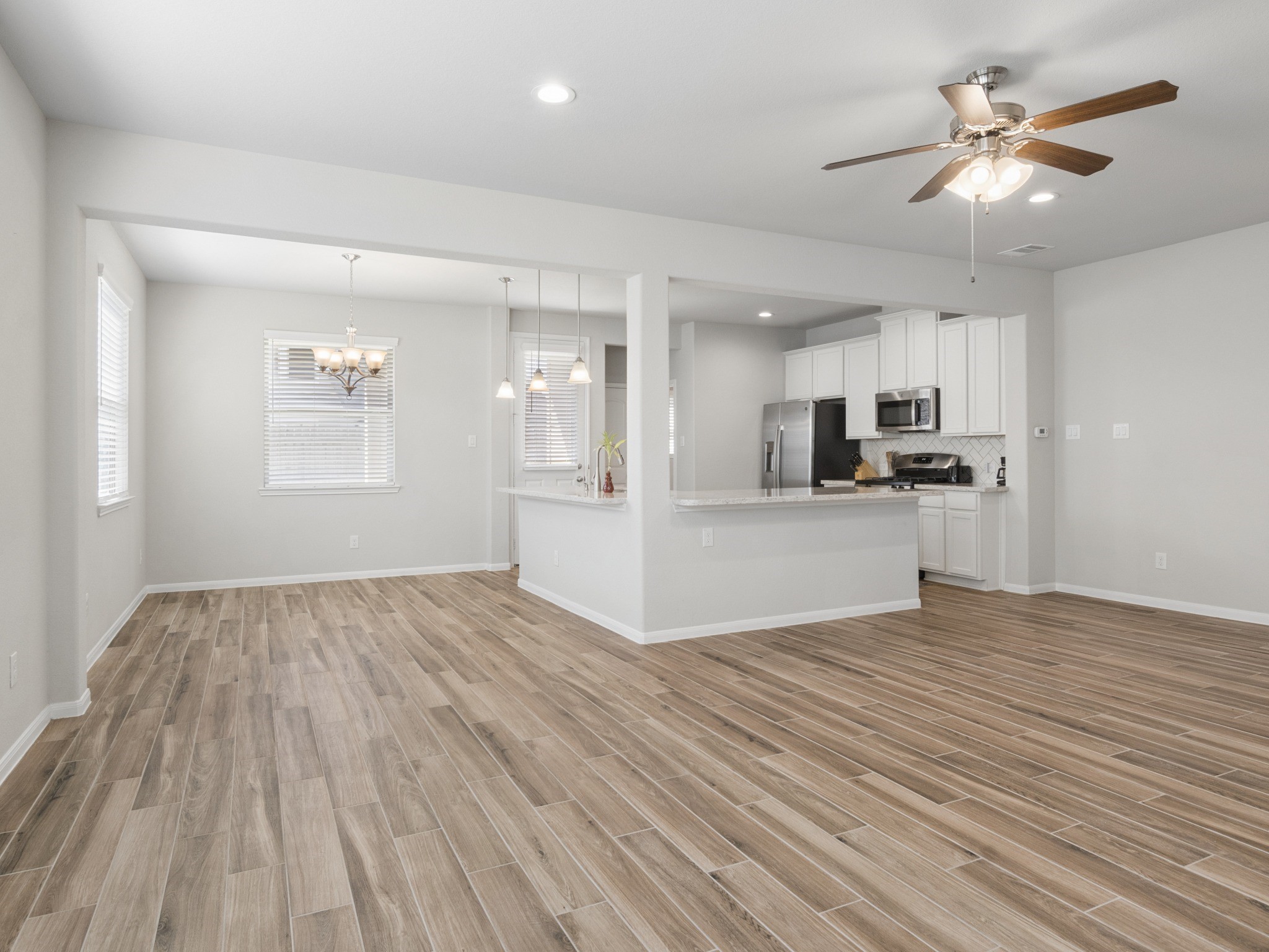 5516 Clarendon Hills Court, Pasadena, TX 77505