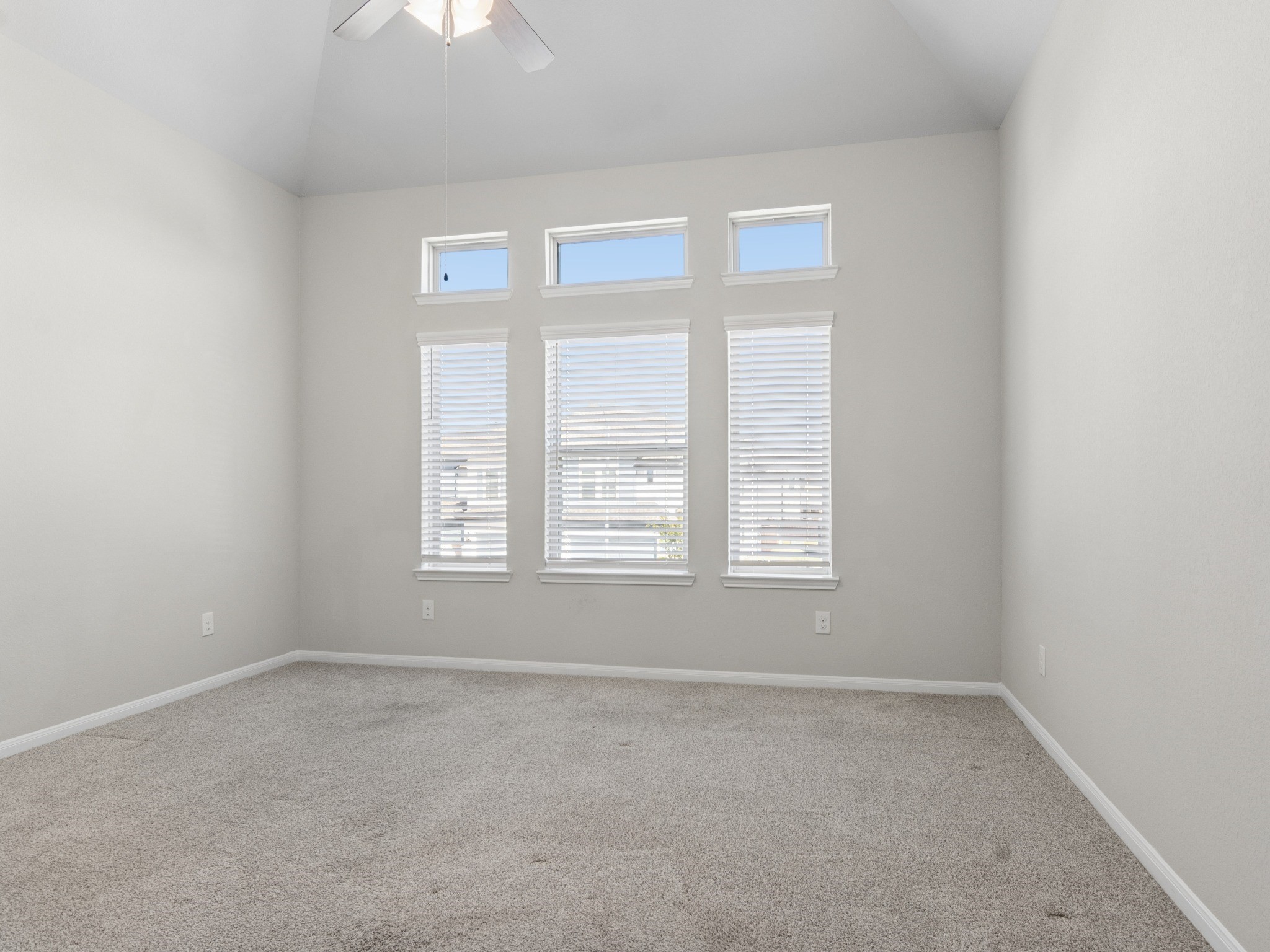 5516 Clarendon Hills Court, Pasadena, TX 77505