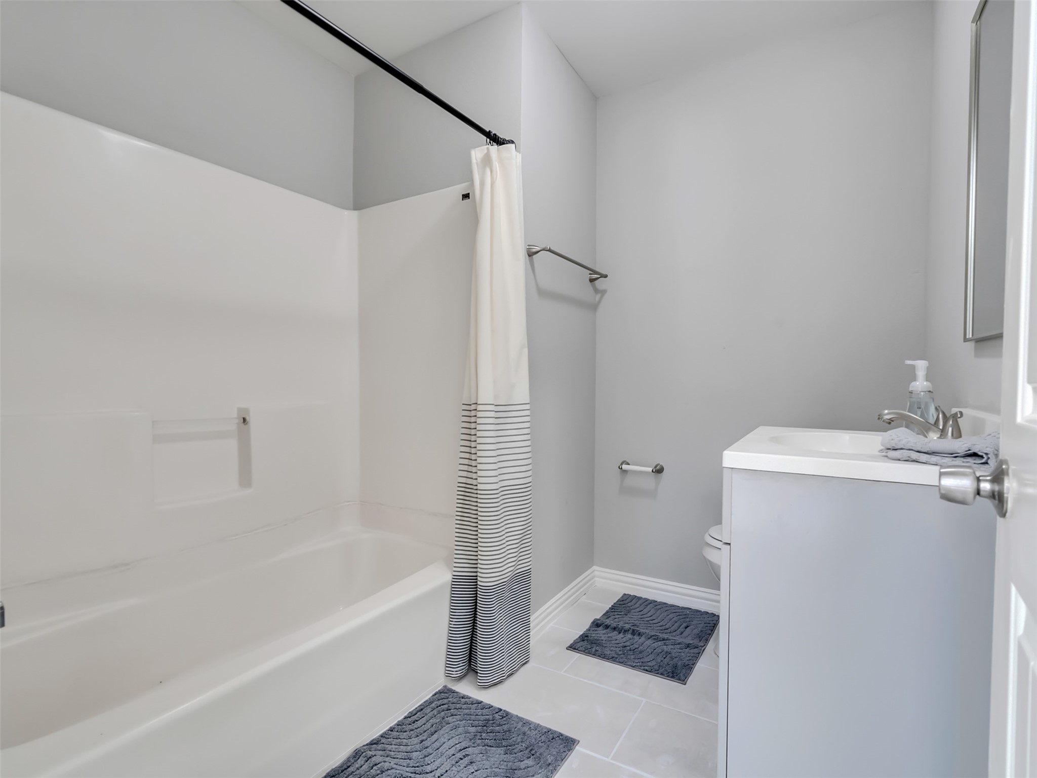 Updated ensuite bathroom.