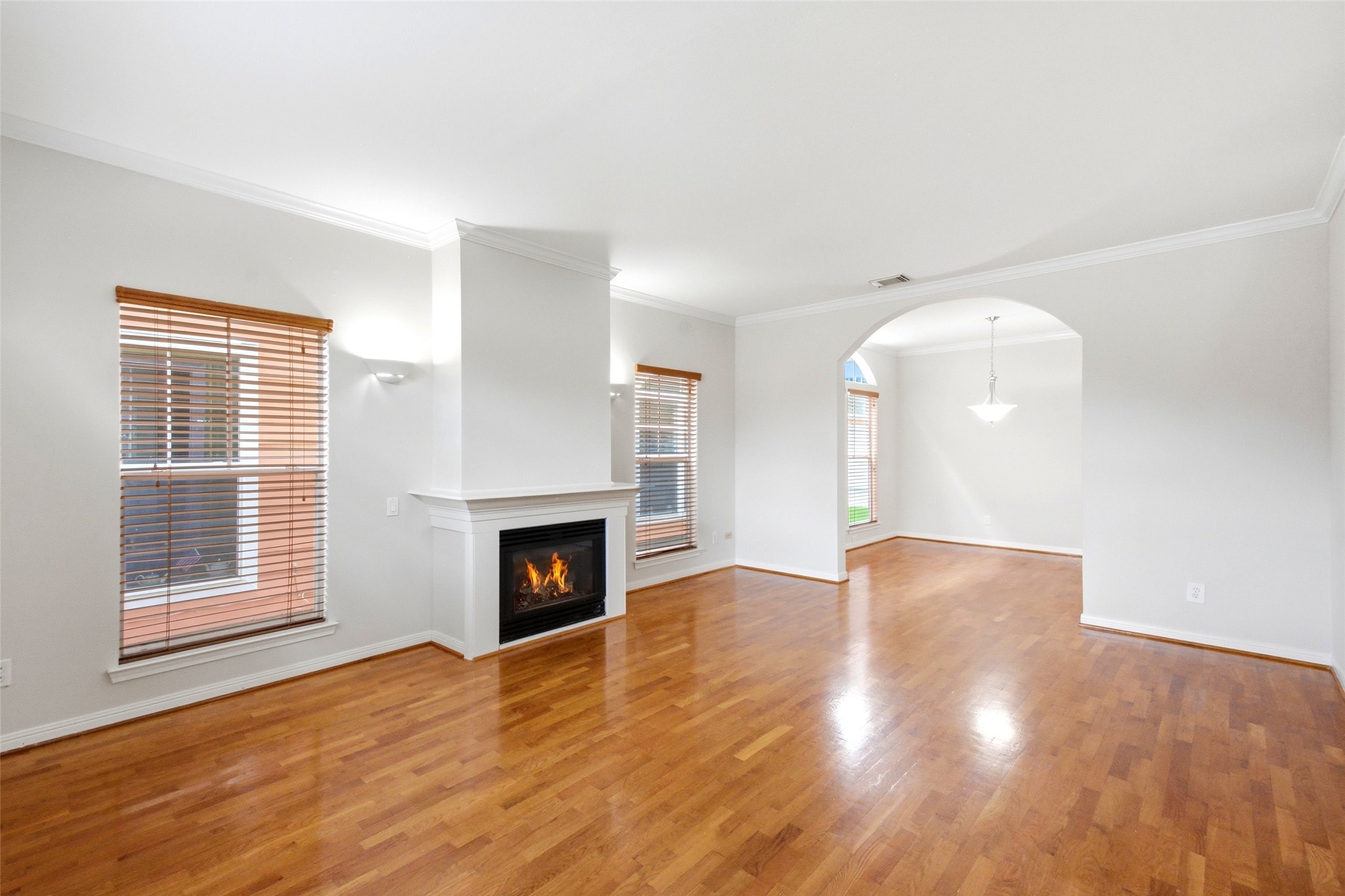 2409 North Boulevard, #A, Houston, TX 77098