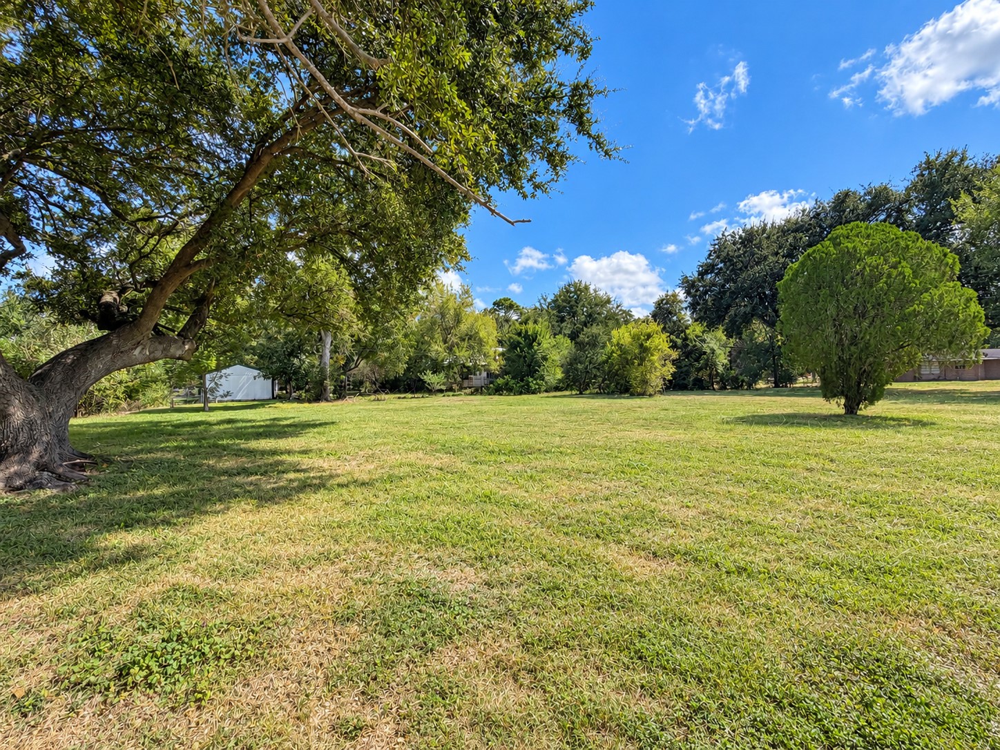 2211 Erickson Street, La Marque, TX 77568
