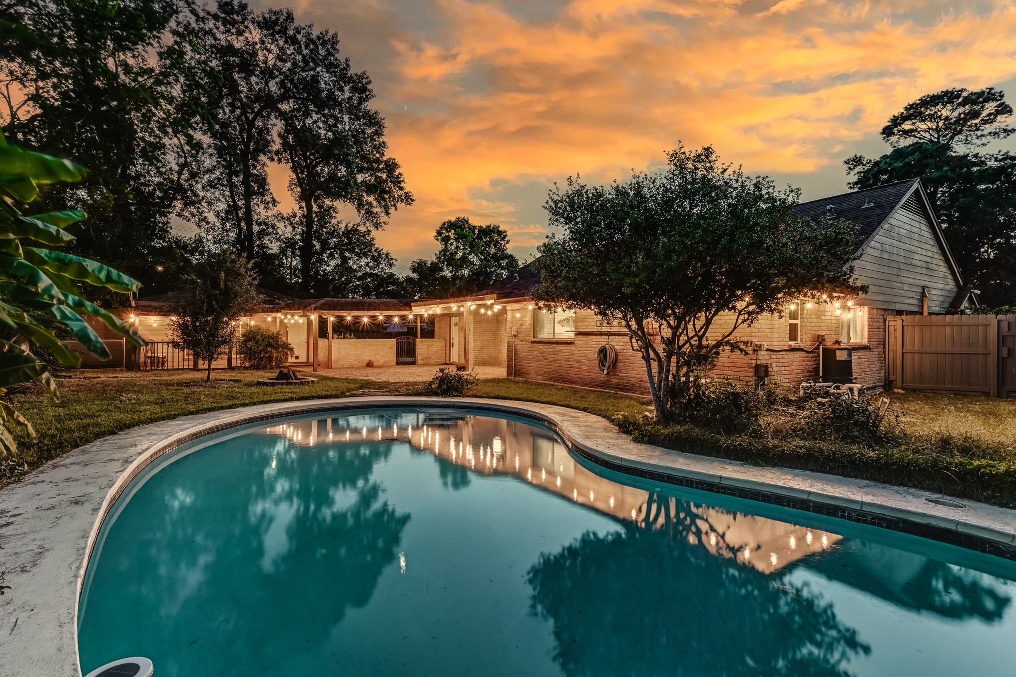 1130 Old Mill Lane, Houston, TX 77073 1130 Old Mill Lane, Houston, TX 77073
