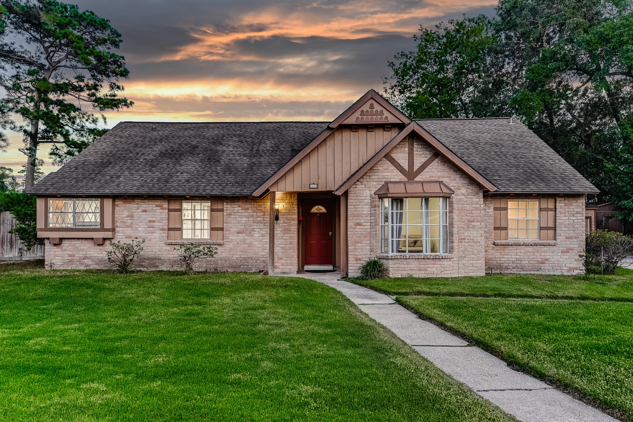 1130 Old Mill Lane, Houston, TX 77073 1130 Old Mill Lane, Houston, TX 77073