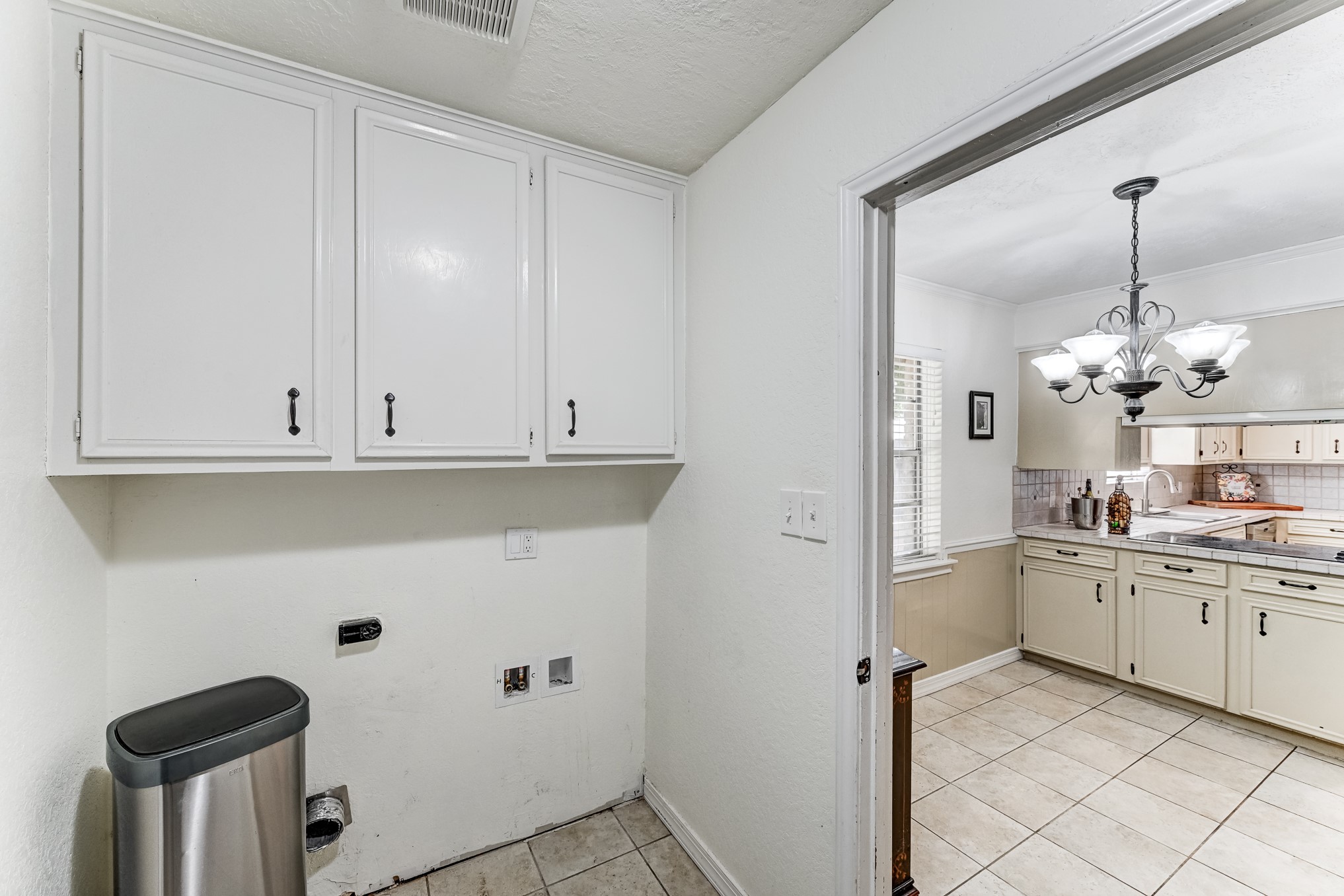 1130 Old Mill Lane, Houston, TX 77073